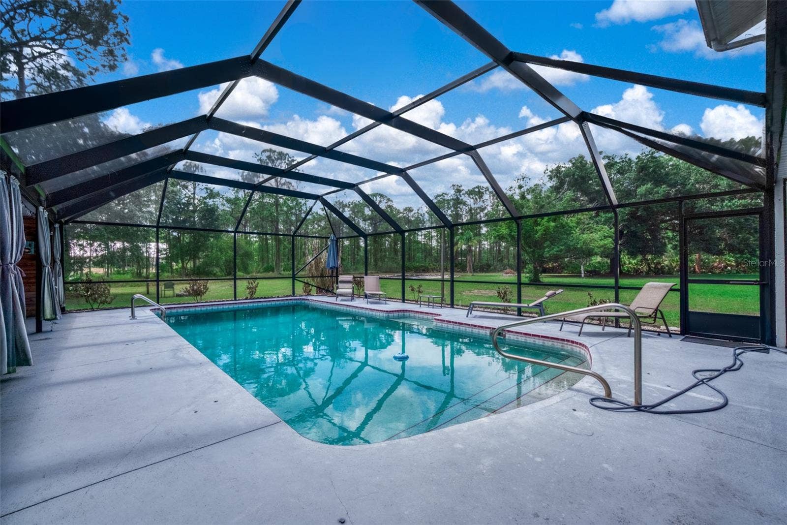 5731 WOLF LAKE ROAD, Sebring, FL 33875 5731 WOLF LAKE ROAD, Sebring, FL 33875