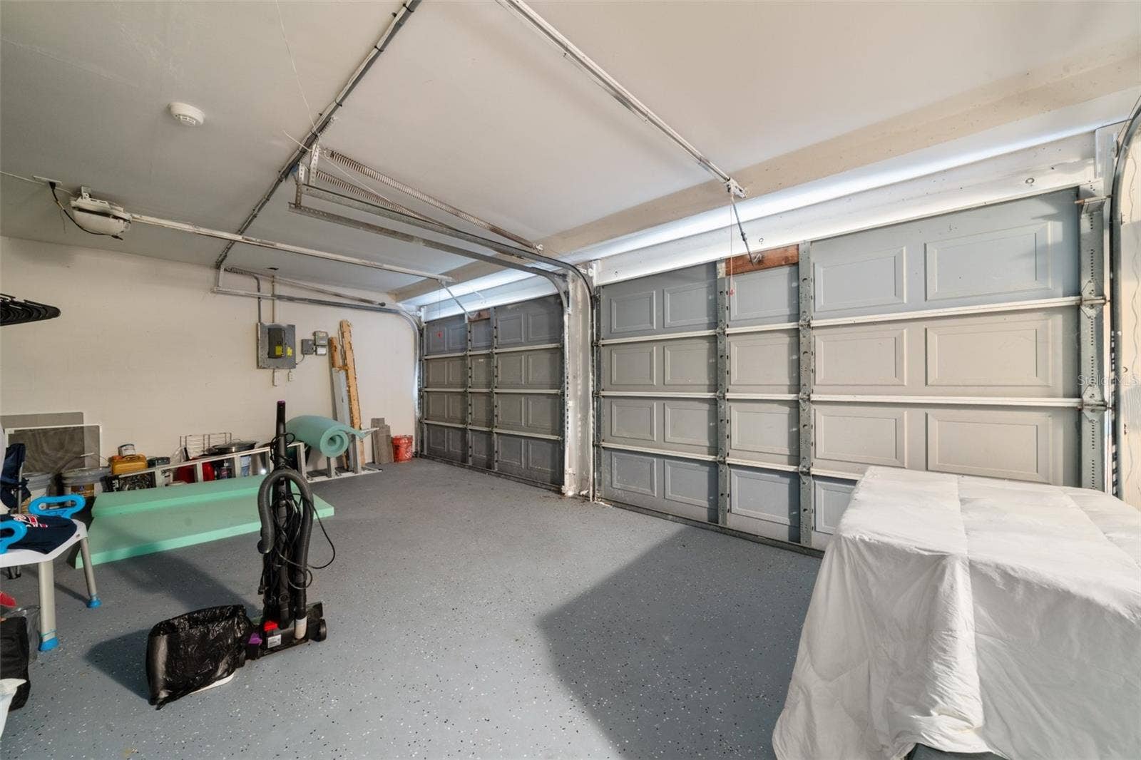 5731 WOLF LAKE ROAD, Sebring, FL 33875 5731 WOLF LAKE ROAD, Sebring, FL 33875