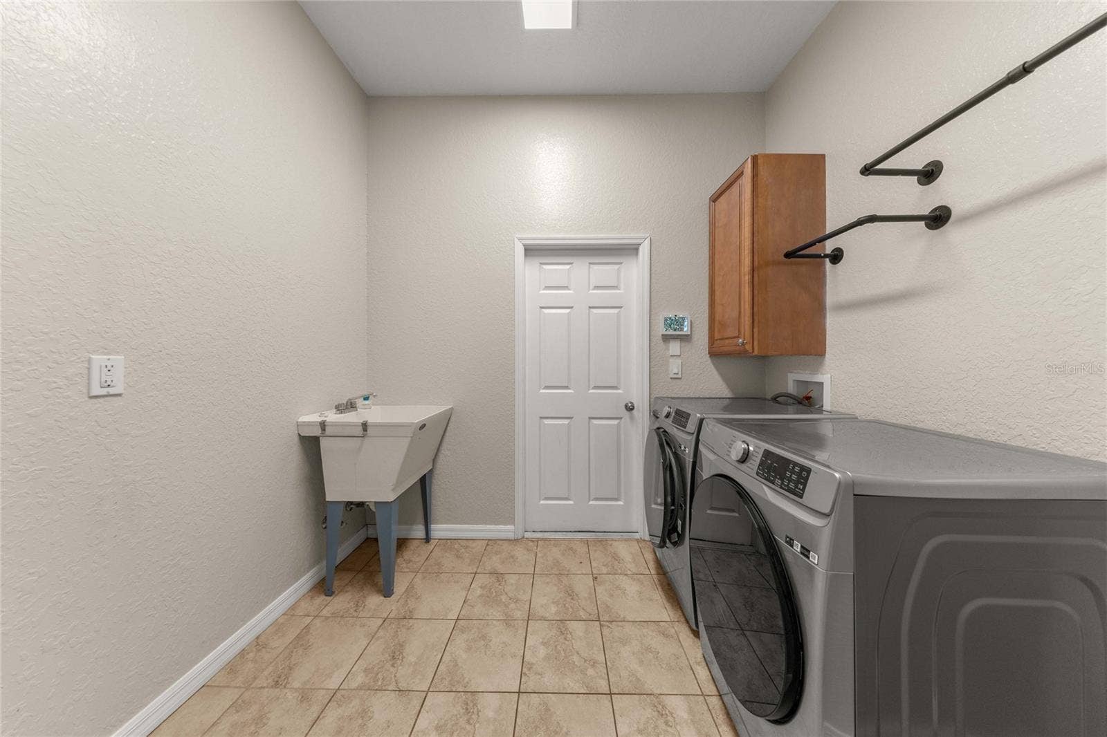 1035 SW 33RD PLACE, Ocala, FL 34471 1035 SW 33RD PLACE, Ocala, FL 34471