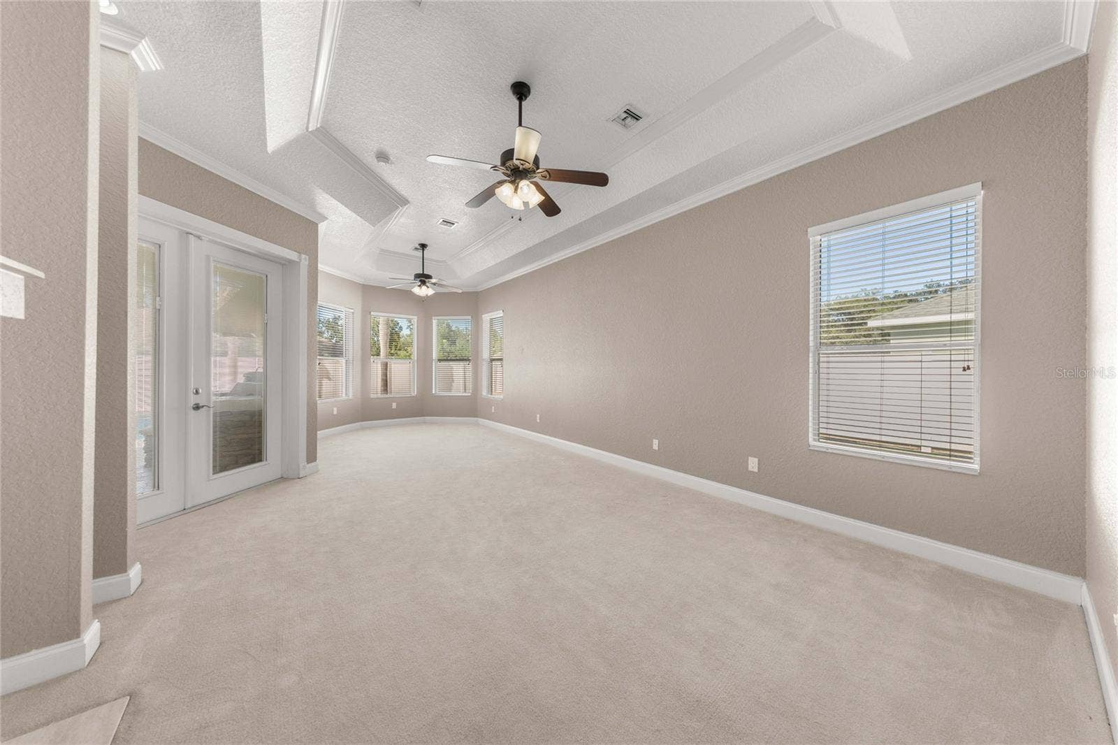 1035 SW 33RD PLACE, Ocala, FL 34471 1035 SW 33RD PLACE, Ocala, FL 34471