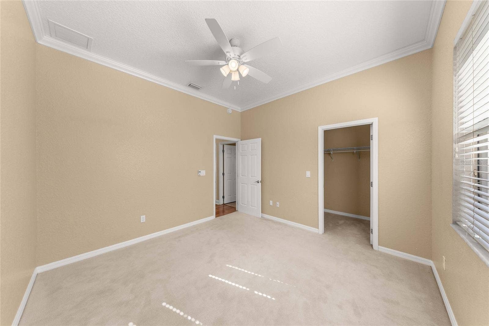 1035 SW 33RD PLACE, Ocala, FL 34471 1035 SW 33RD PLACE, Ocala, FL 34471