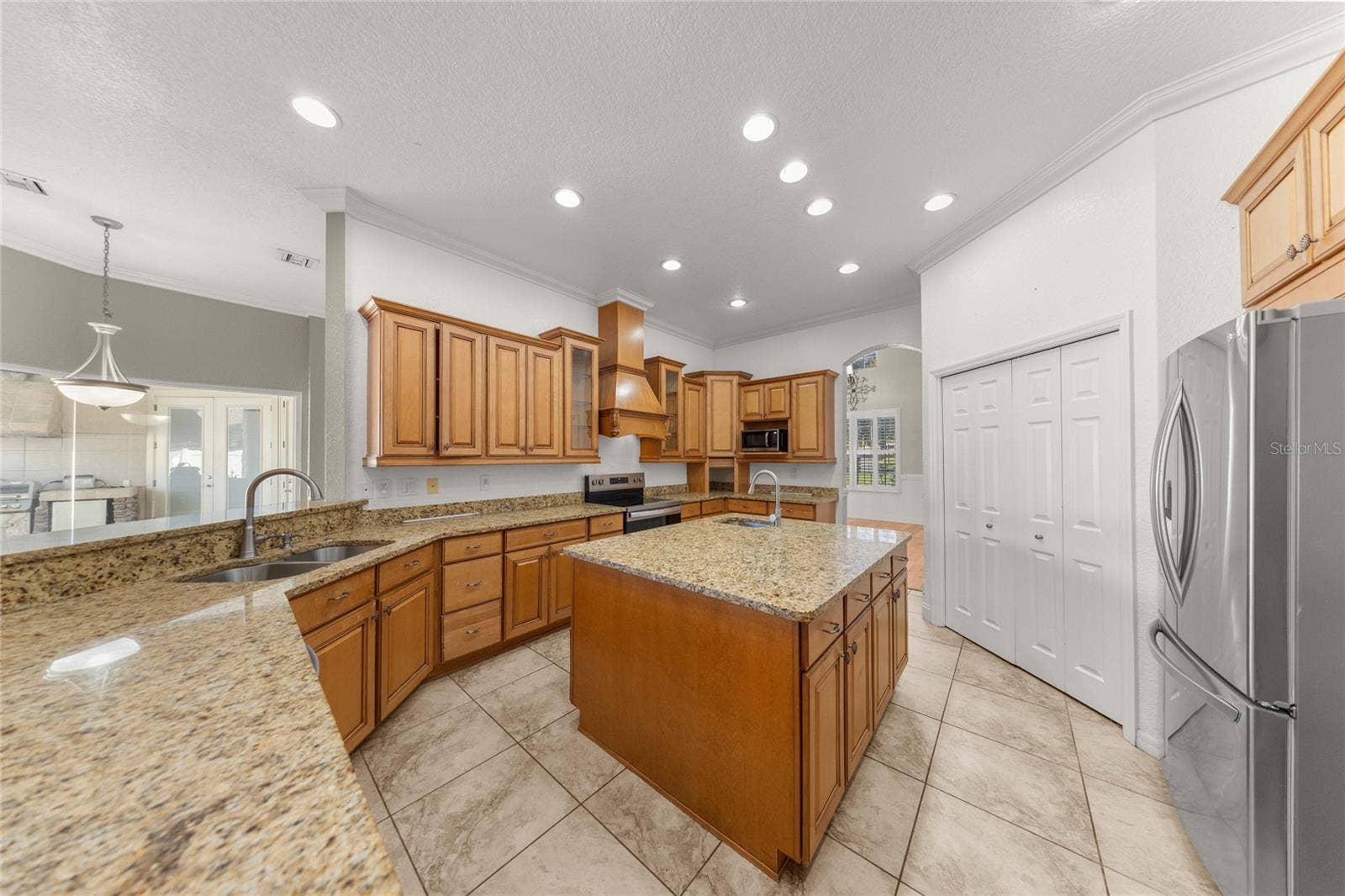 1035 SW 33RD PLACE, Ocala, FL 34471 1035 SW 33RD PLACE, Ocala, FL 34471