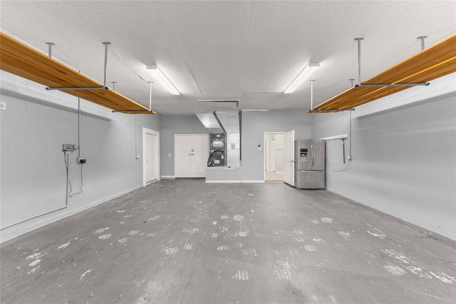 1035 SW 33RD PLACE, Ocala, FL 34471 1035 SW 33RD PLACE, Ocala, FL 34471