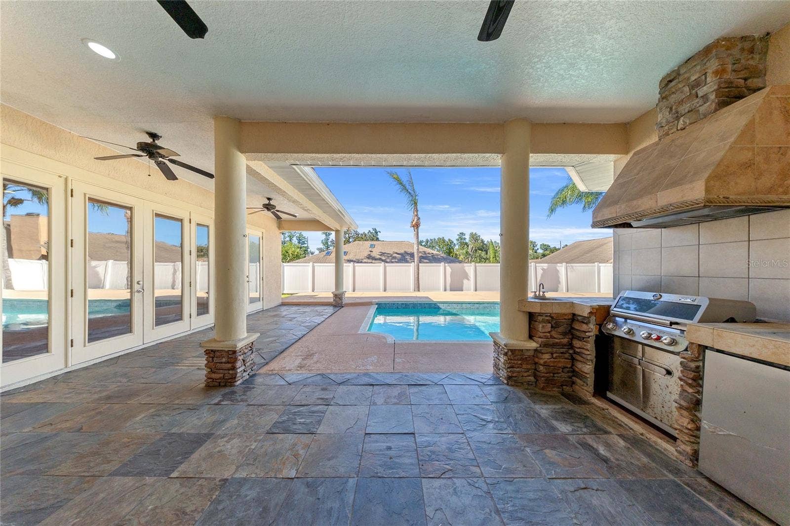 1035 SW 33RD PLACE, Ocala, FL 34471 1035 SW 33RD PLACE, Ocala, FL 34471