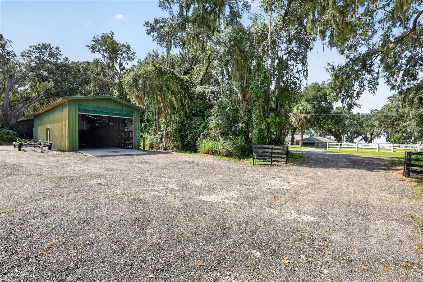 15050 SE 140TH AVENUE ROAD, Weirsdale, FL 32195 15050 SE 140TH AVENUE ROAD, Weirsdale, FL 32195