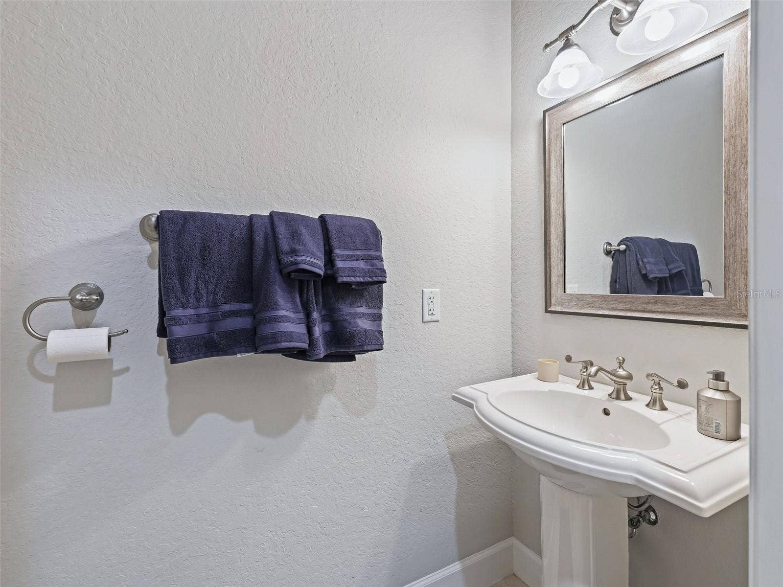 1960 NW 73RD TERRACE, Ocala, FL 34482 1960 NW 73RD TERRACE, Ocala, FL 34482
