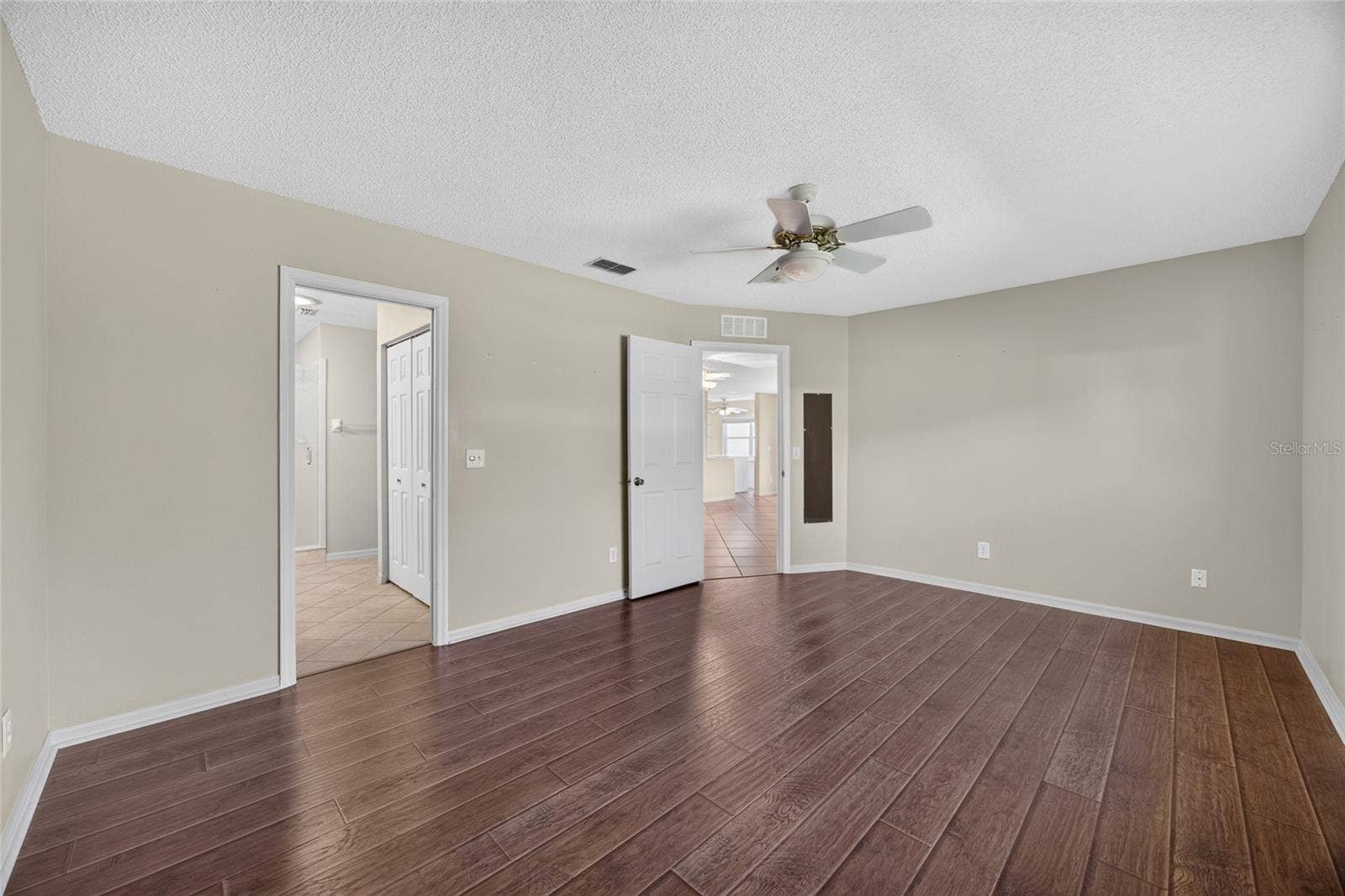 9138 SW 94TH COURT, Ocala, FL 34481 9138 SW 94TH COURT, Ocala, FL 34481