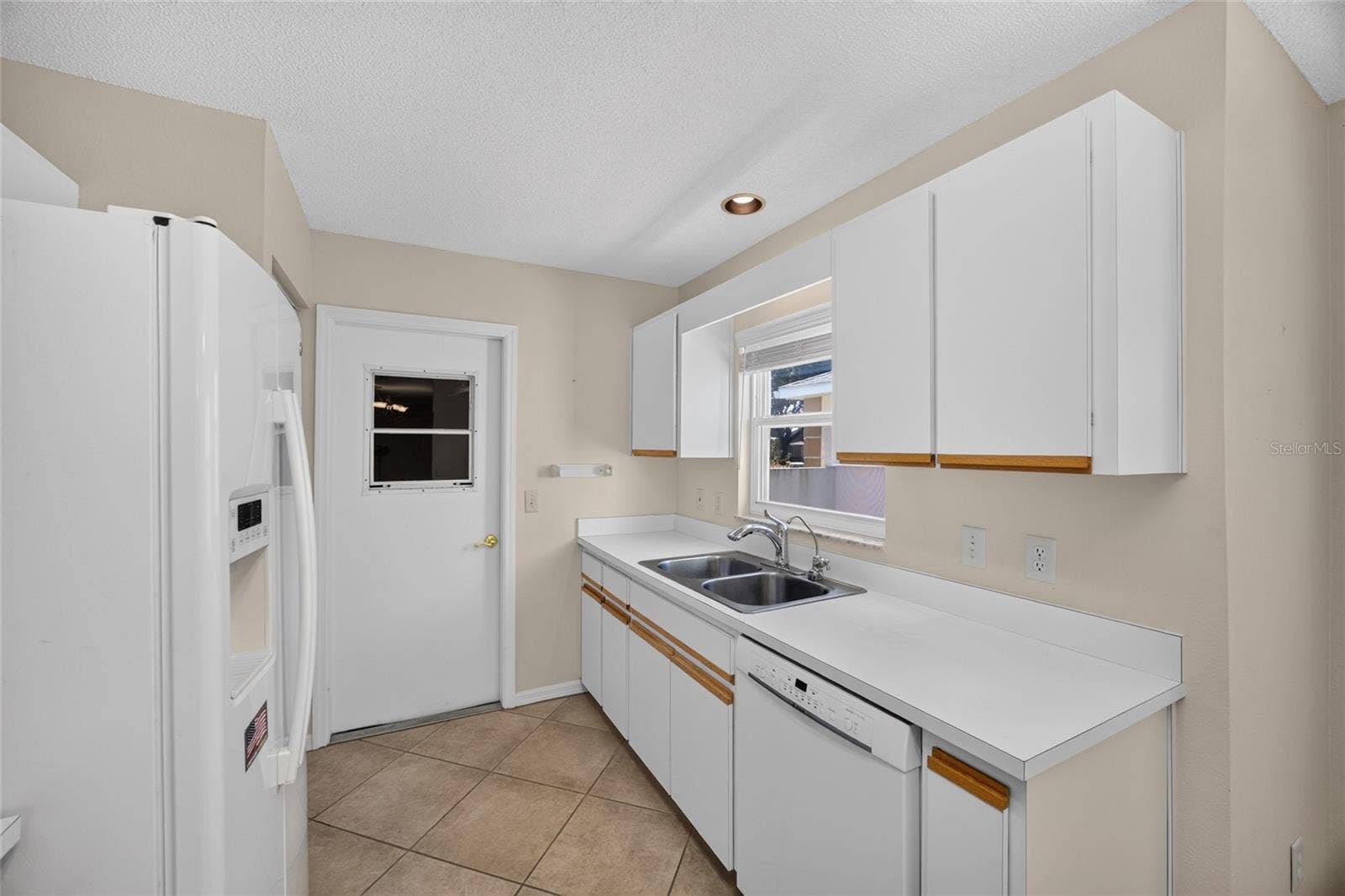 9138 SW 94TH COURT, Ocala, FL 34481 9138 SW 94TH COURT, Ocala, FL 34481