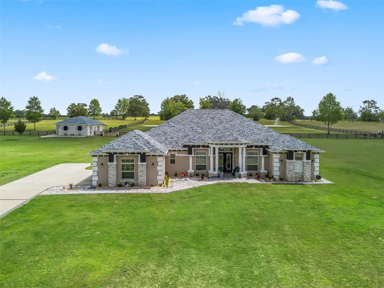 7161 NE 22ND COURT ROAD, Ocala, FL 34479