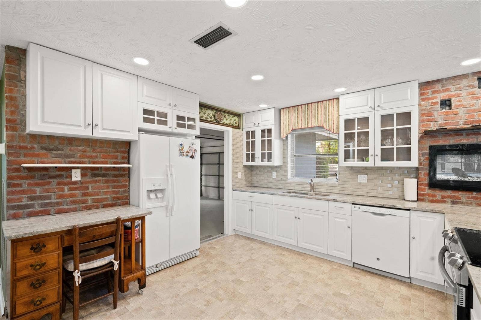 6422 FAIRLAWN STREET, Spring Hill, FL 34606 6422 FAIRLAWN STREET, Spring Hill, FL 34606
