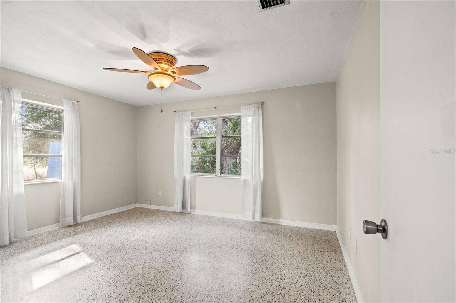 6422 FAIRLAWN STREET, Spring Hill, FL 34606 6422 FAIRLAWN STREET, Spring Hill, FL 34606