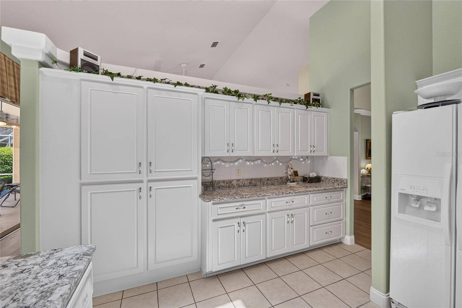 349 LAKE DRIVE, Ocala, FL 34472 349 LAKE DRIVE, Ocala, FL 34472