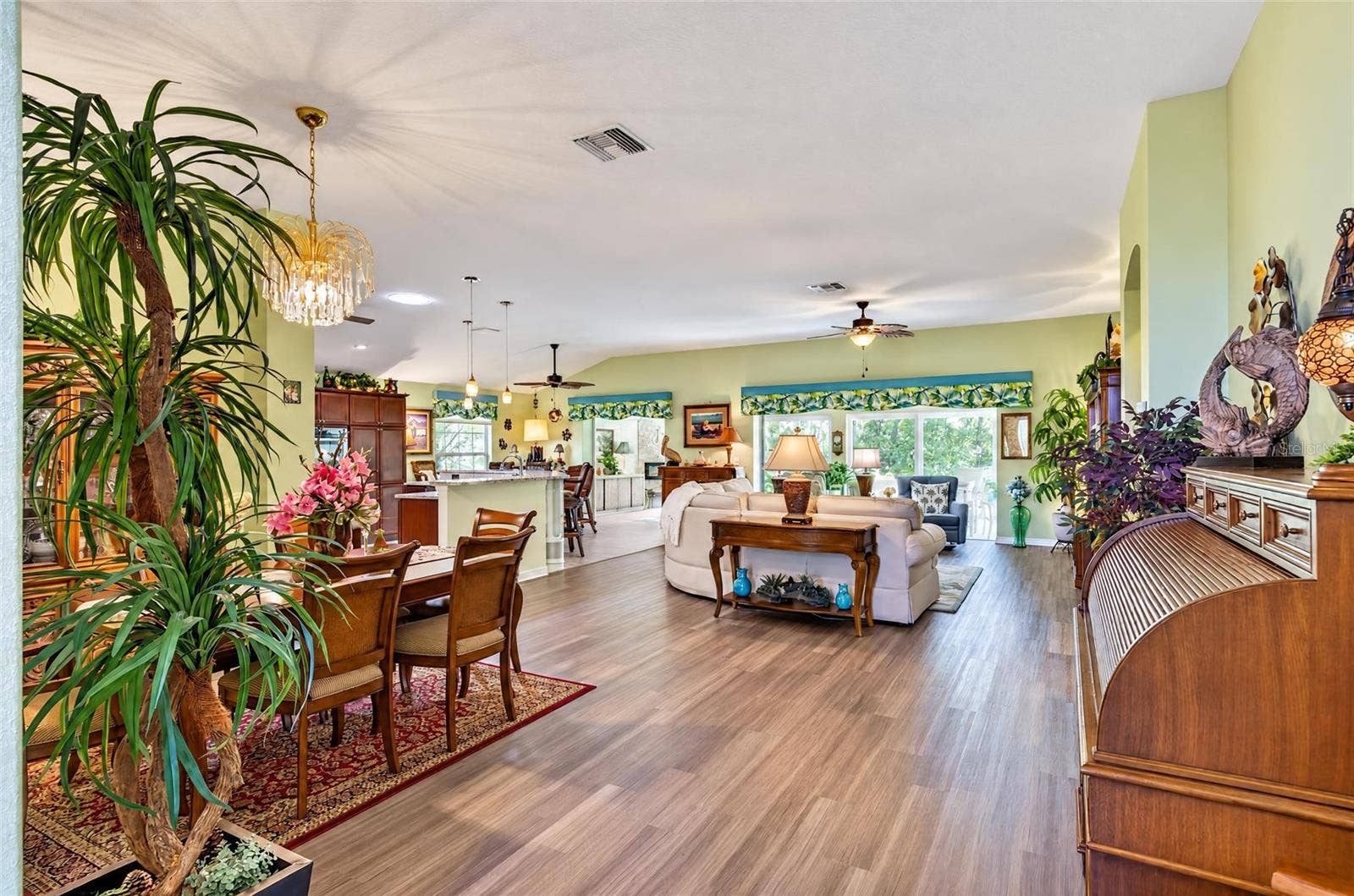 LIGHT AND BRIGHT HOME