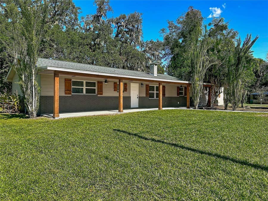 Property photo for 327 NE 6TH AVENUE, Trenton, FL