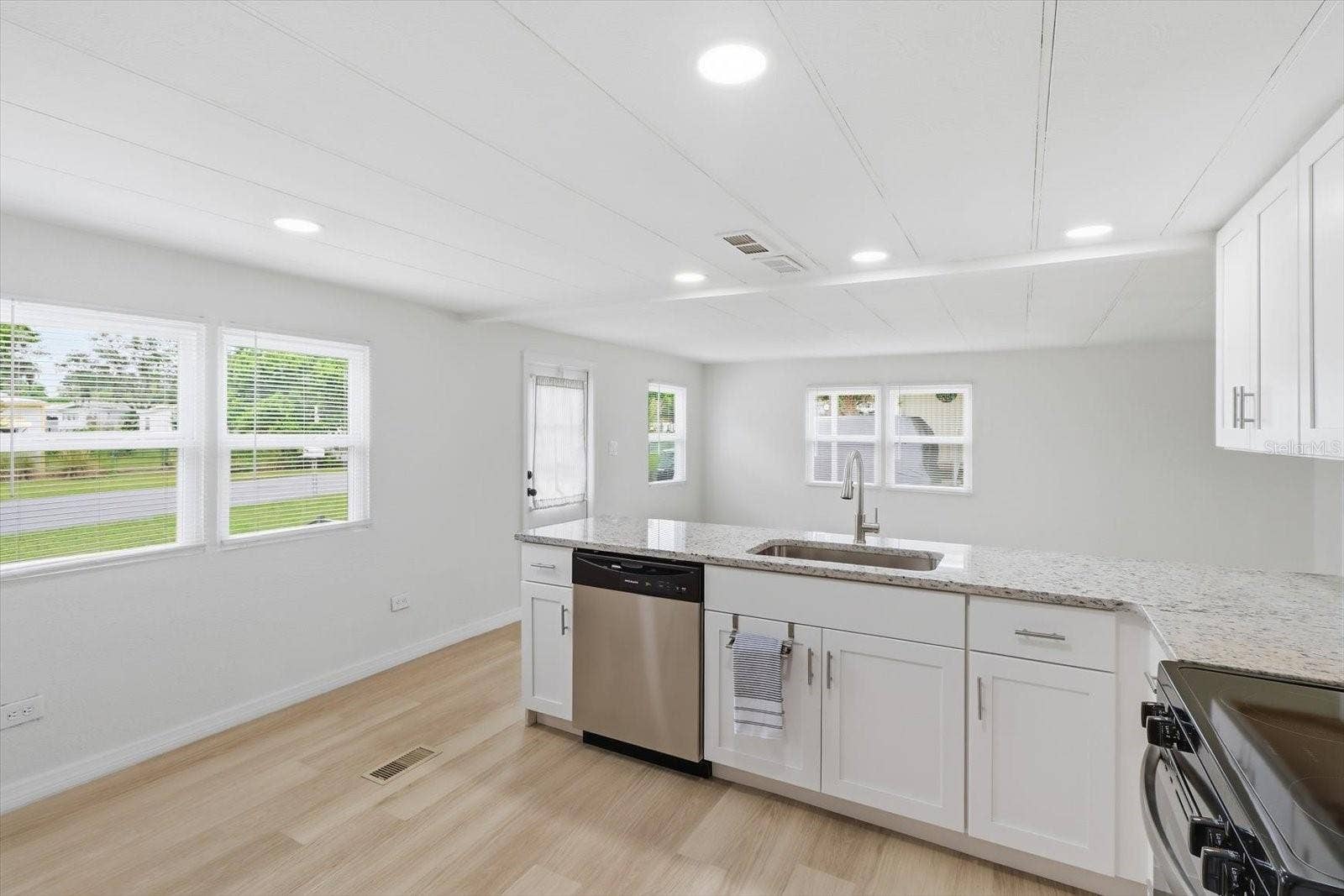 7289 FAIRLANE AVENUE, Brooksville, FL 34613