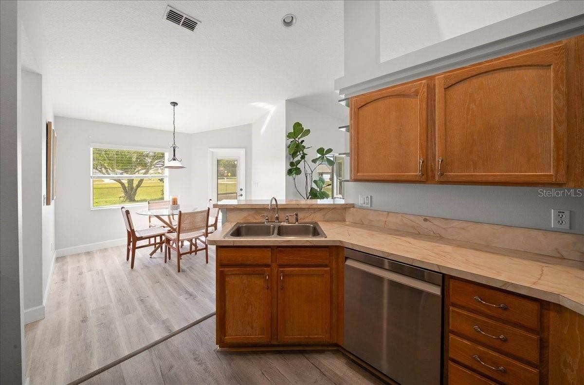 5048 NW 32ND PLACE, Ocala, FL 34482