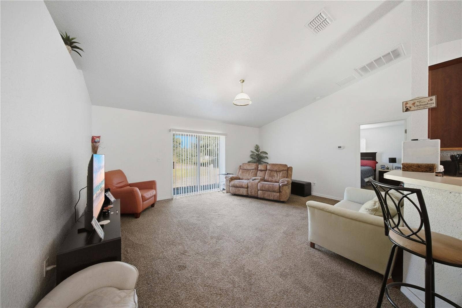 8 OAK RUN COURT, Ocala, FL 34472 8 OAK RUN COURT, Ocala, FL 34472
