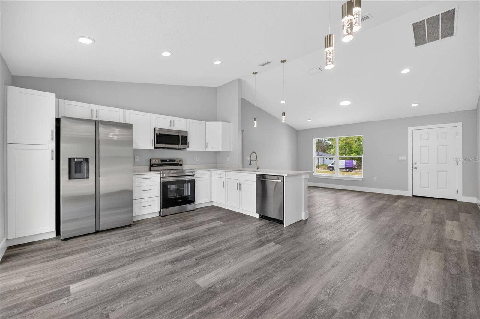 93 NW TREE TOP ROAD, Dunnellon, FL 34431 93 NW TREE TOP ROAD, Dunnellon, FL 34431