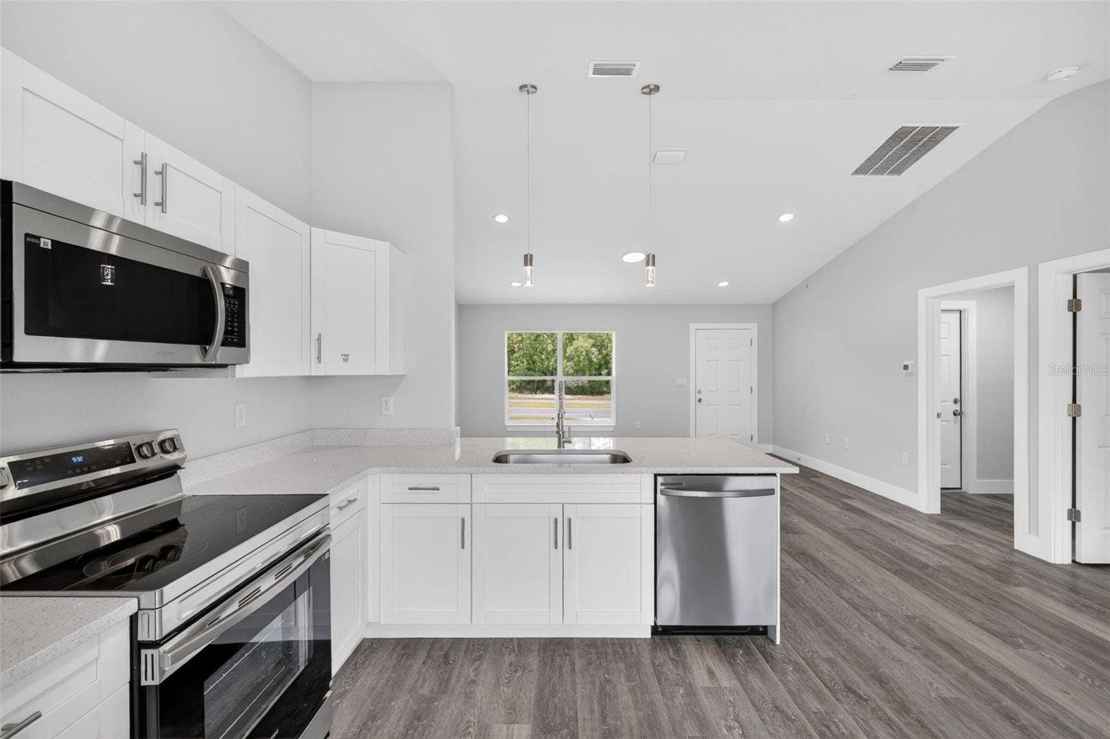 93 NW TREE TOP ROAD, Dunnellon, FL 34431 93 NW TREE TOP ROAD, Dunnellon, FL 34431