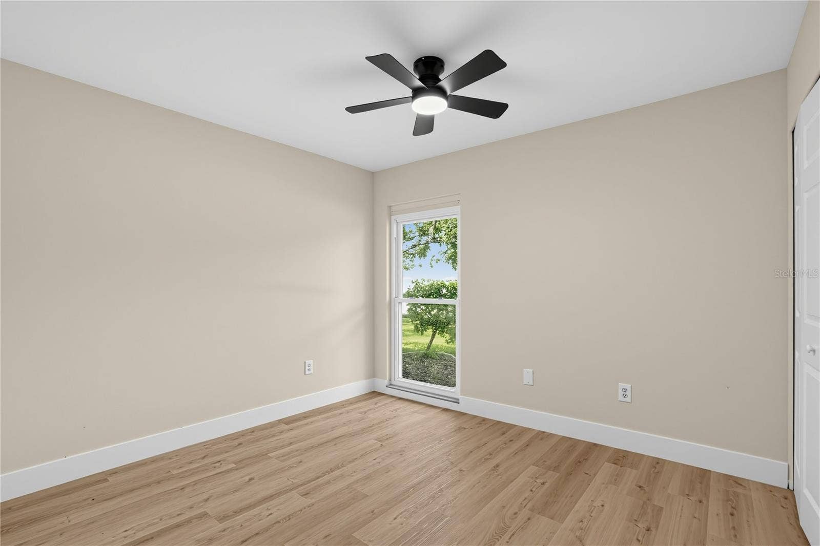 2612 51ST AVENUE W, Bradenton, FL 34207 2612 51ST AVENUE W, Bradenton, FL 34207