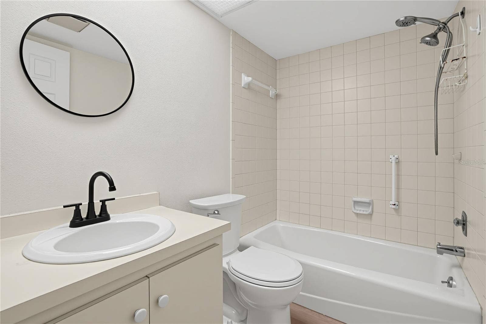 2612 51ST AVENUE W, Bradenton, FL 34207 2612 51ST AVENUE W, Bradenton, FL 34207