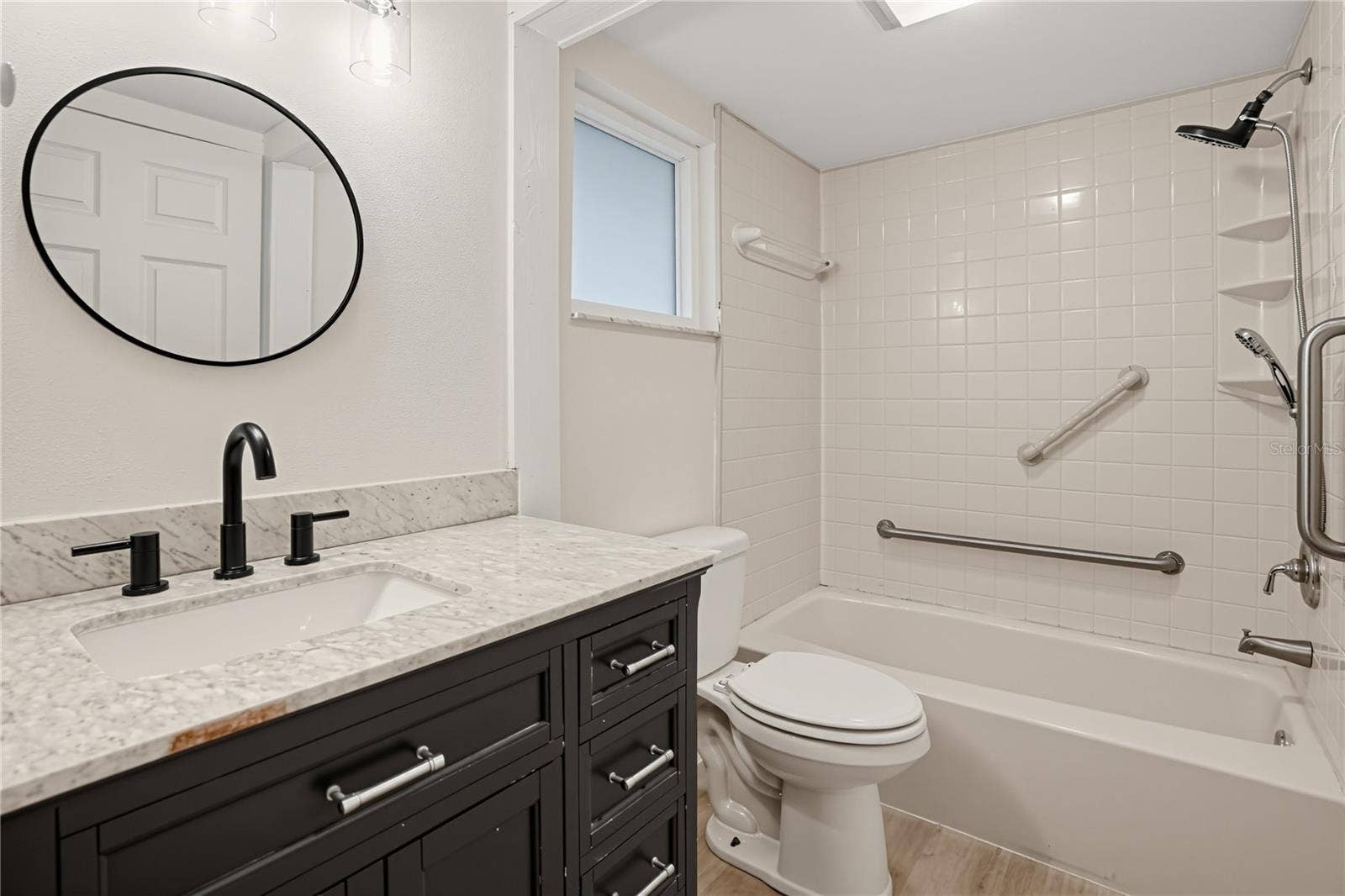 2612 51ST AVENUE W, Bradenton, FL 34207 2612 51ST AVENUE W, Bradenton, FL 34207