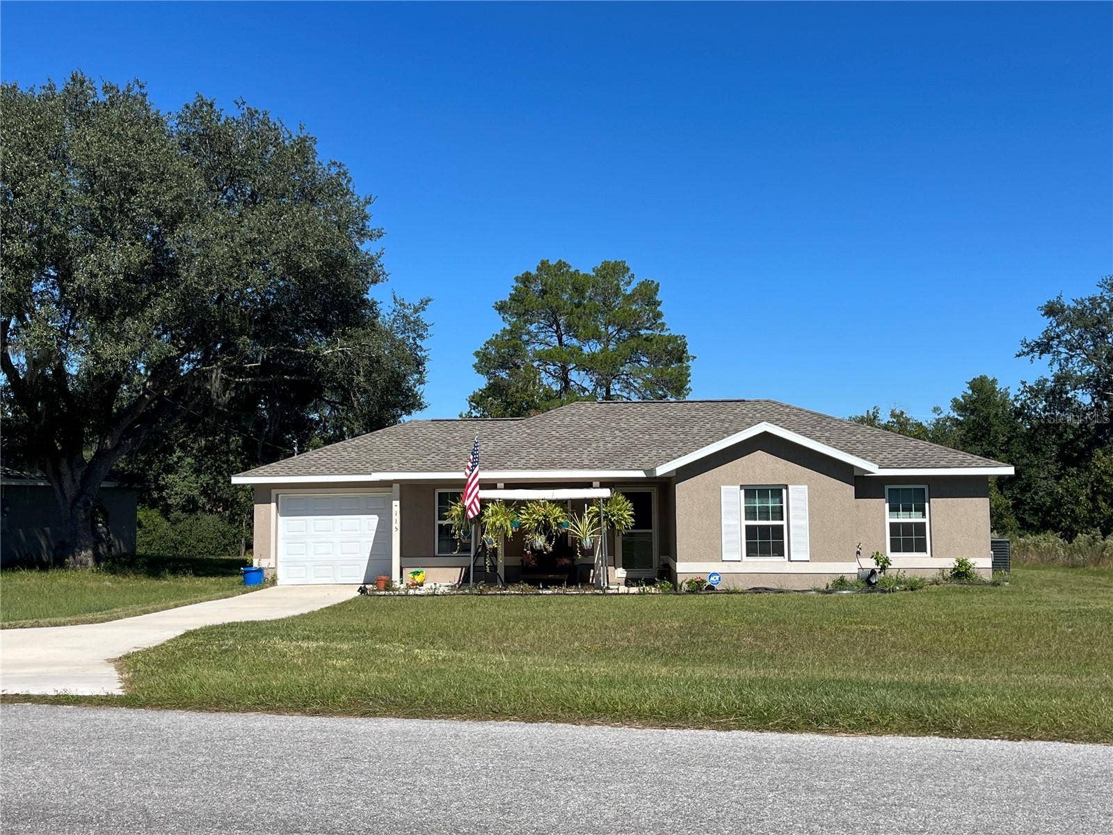 115 MALAUKA RADIAL, Ocklawaha, FL 32179 115 MALAUKA RADIAL, Ocklawaha, FL 32179