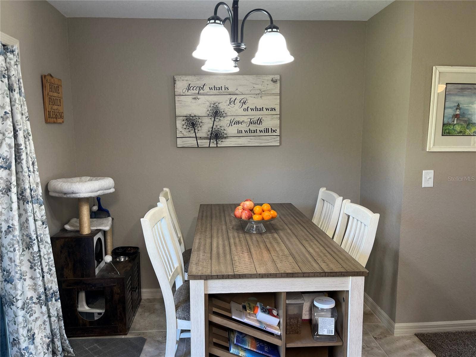 115 MALAUKA RADIAL, Ocklawaha, FL 32179 Dinning Room