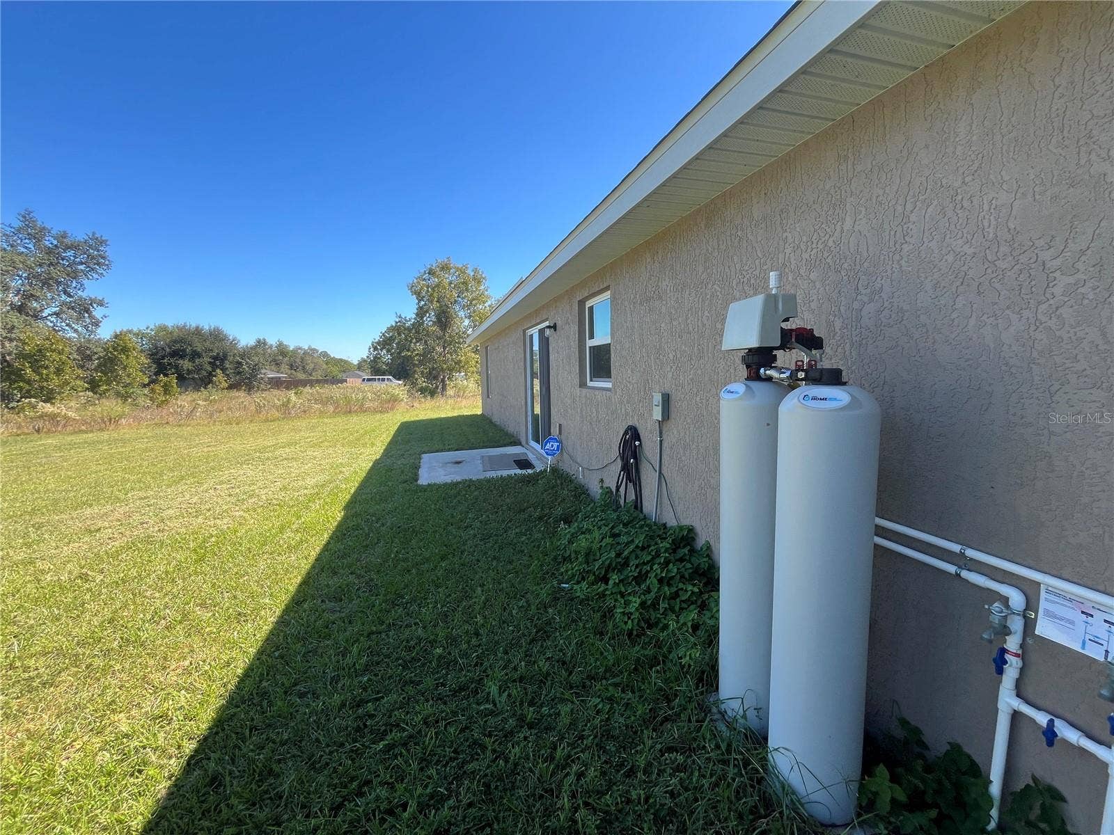 115 MALAUKA RADIAL, Ocklawaha, FL 32179 Water Filtration System