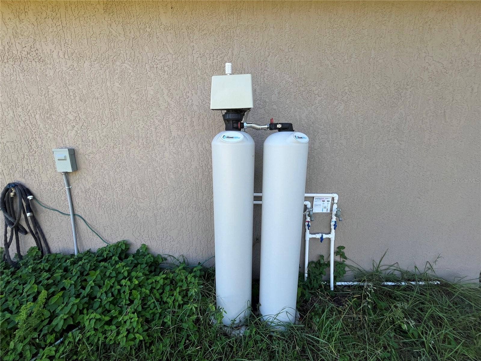 115 MALAUKA RADIAL, Ocklawaha, FL 32179 Water Filtration System