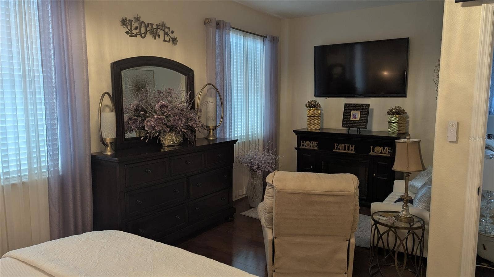 8610 SW 88TH LOOP, Ocala, FL 34481 Primary Bedroom Lounge Area