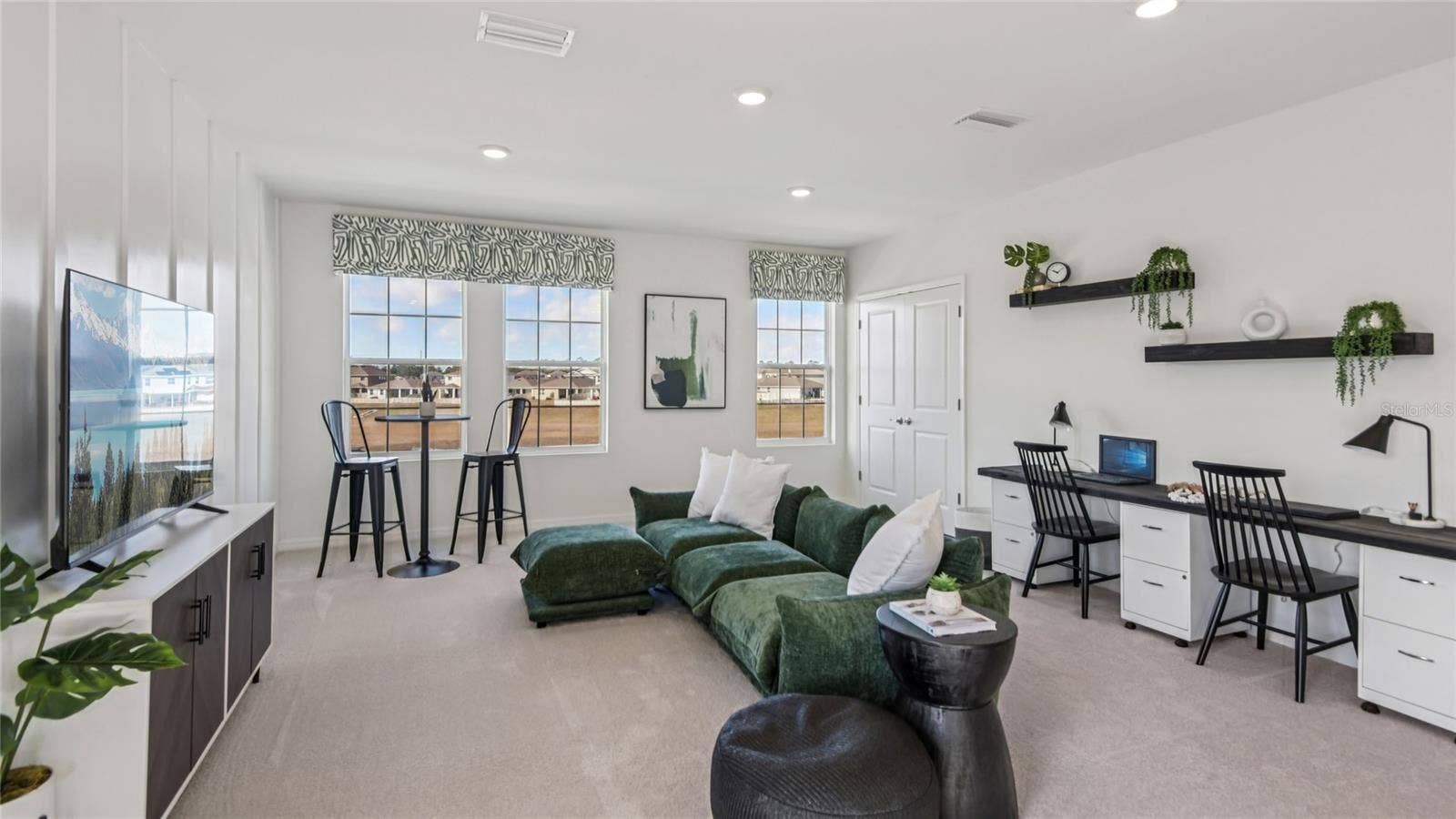 8733 PINECREST TRAIL, Wildwood, FL 34785 8733 PINECREST TRAIL, Wildwood, FL 34785