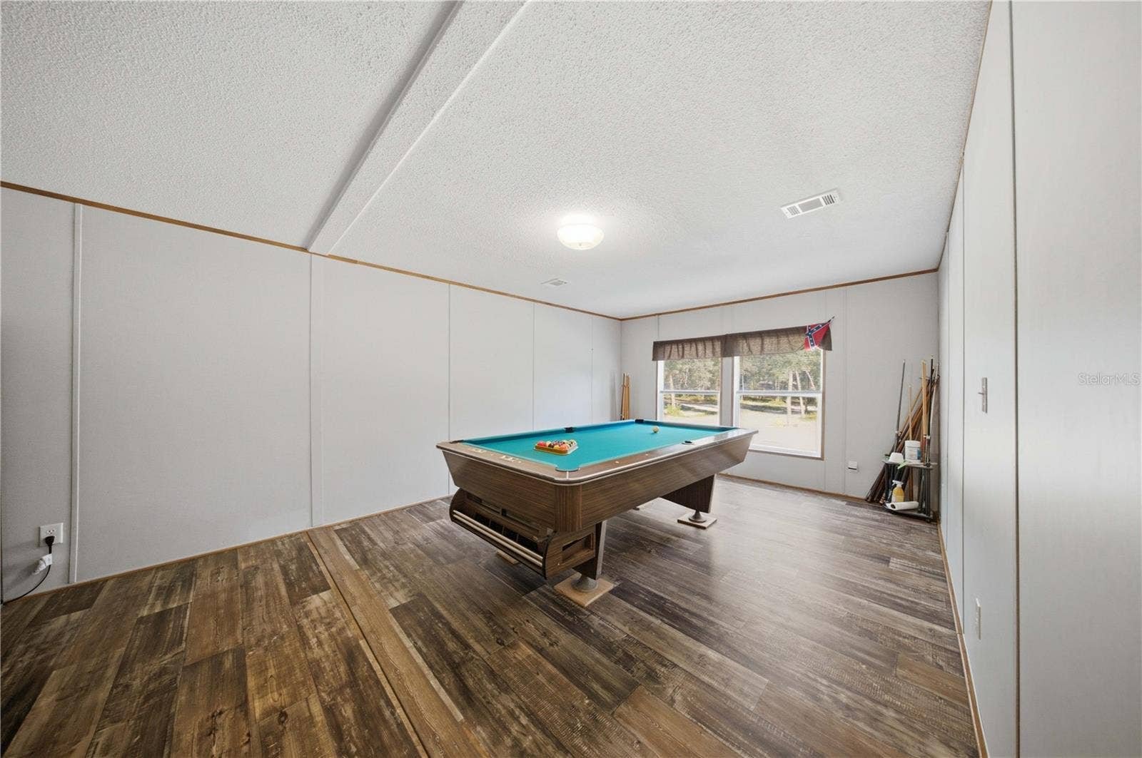 9921 SE 160TH AVENUE, Ocklawaha, FL 32179 DEN/ 2ND LIVING ROOM