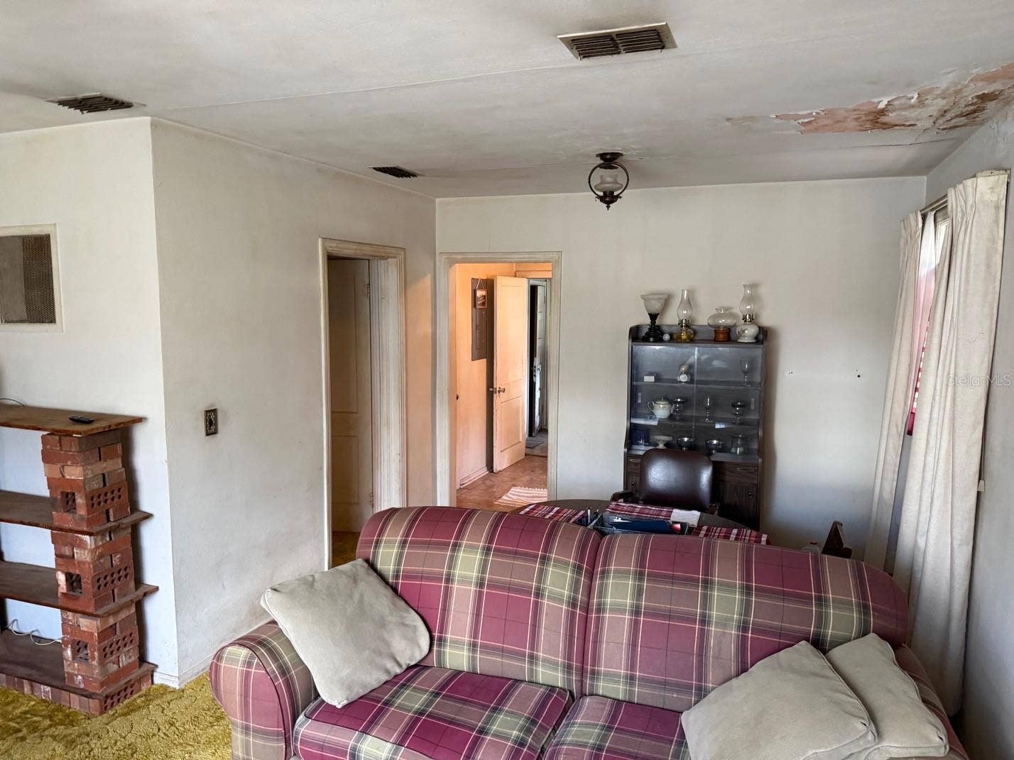 1234 NE 8TH STREET, Ocala, FL 34470 1234 NE 8TH STREET, Ocala, FL 34470