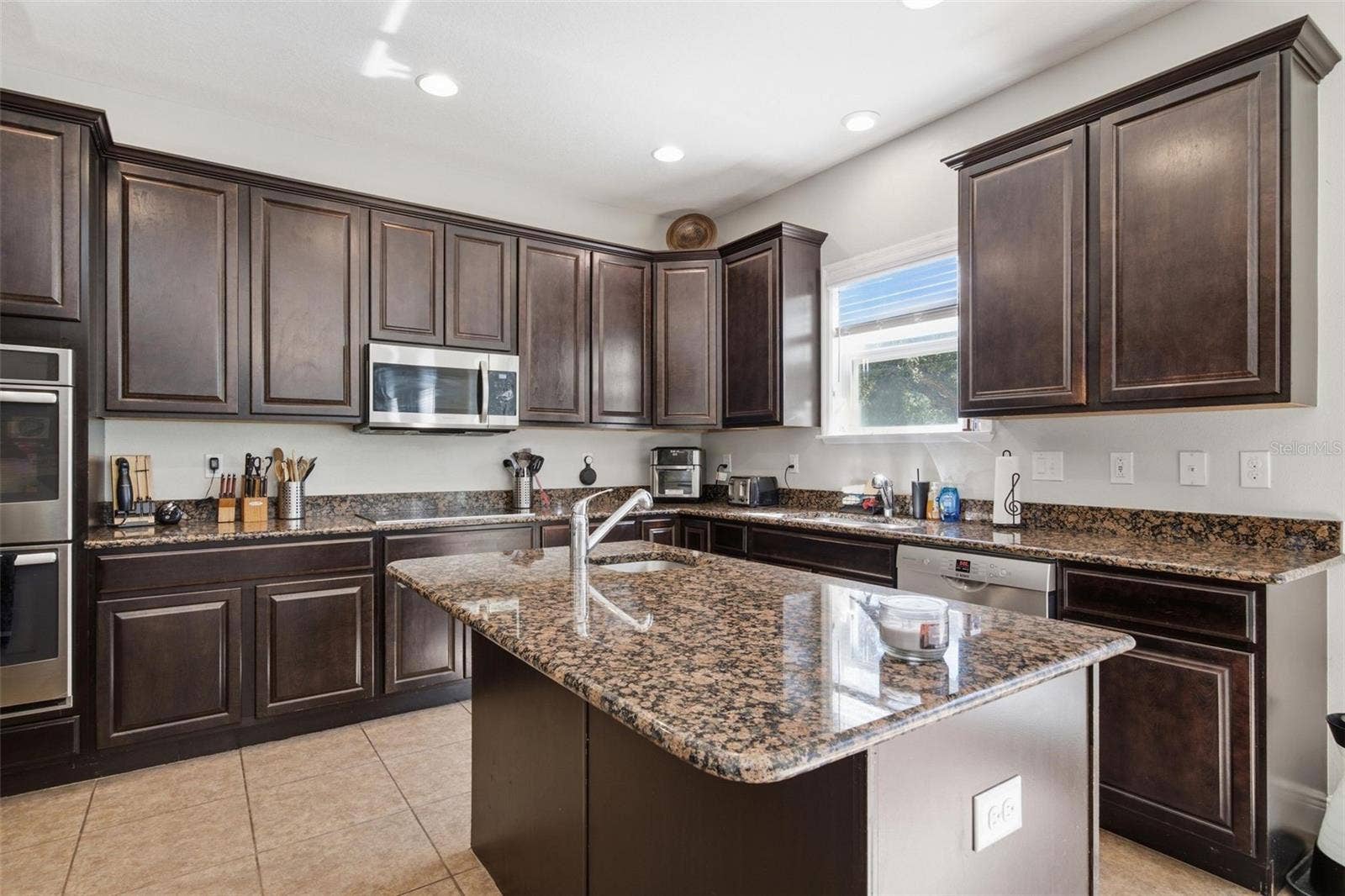 216 LINDER DRIVE, Homosassa, FL 34446