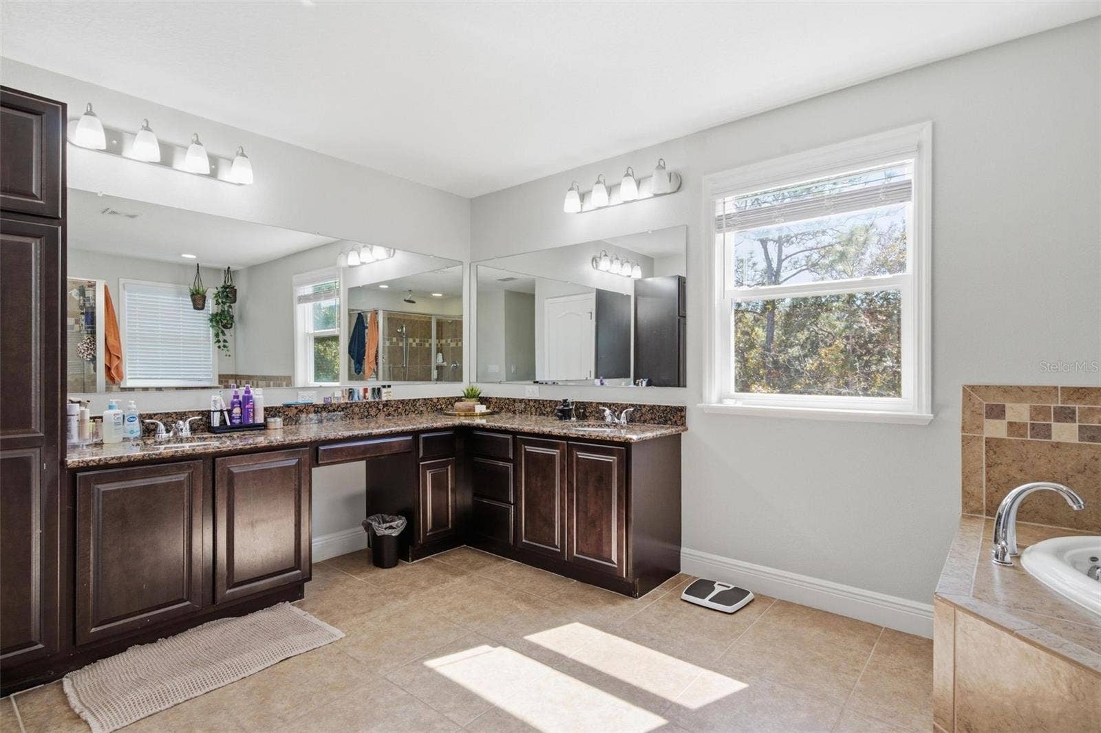 216 LINDER DRIVE, Homosassa, FL 34446