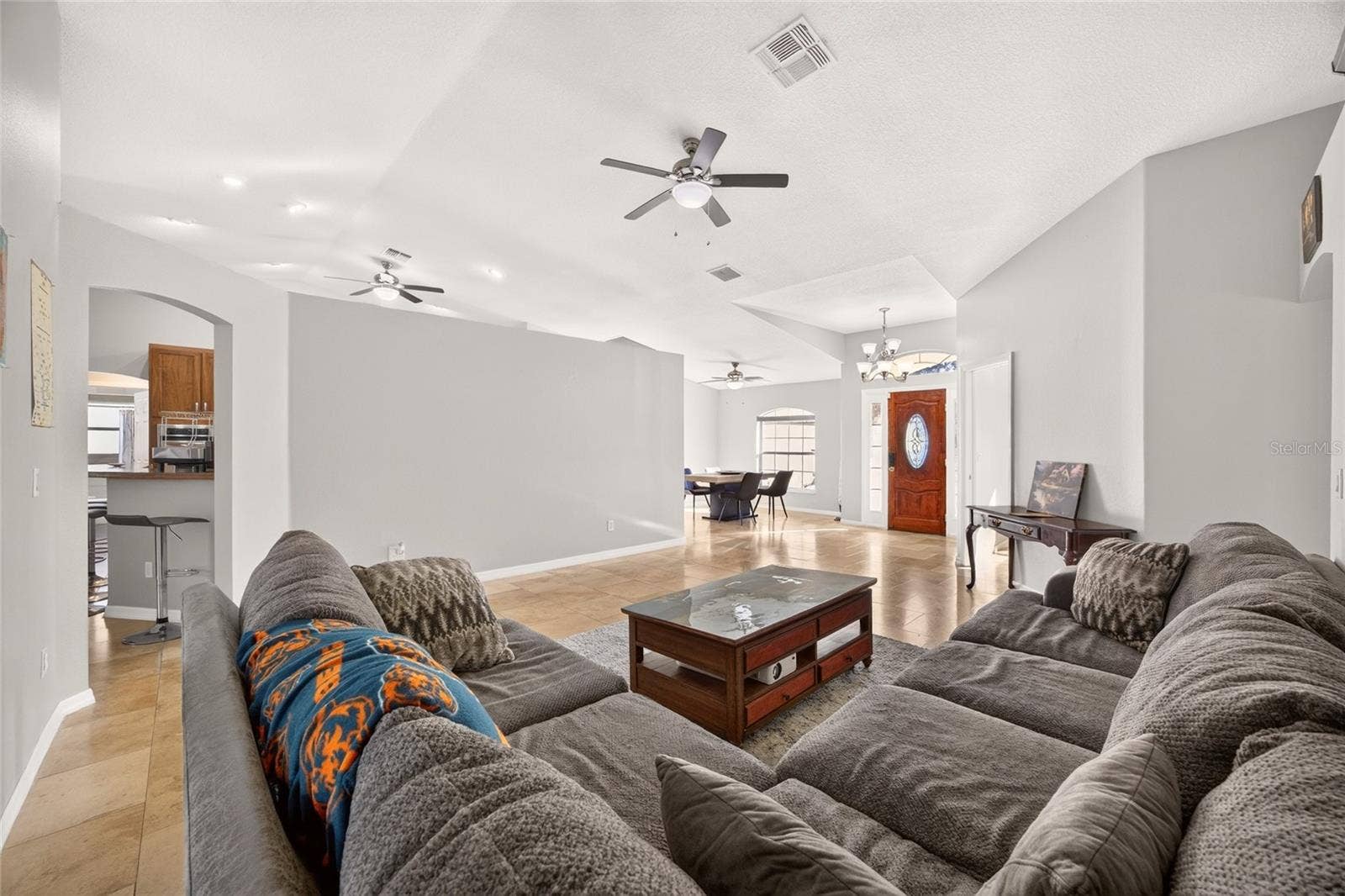 5542 NW 57TH AVENUE, Ocala, FL 34482 Living Room