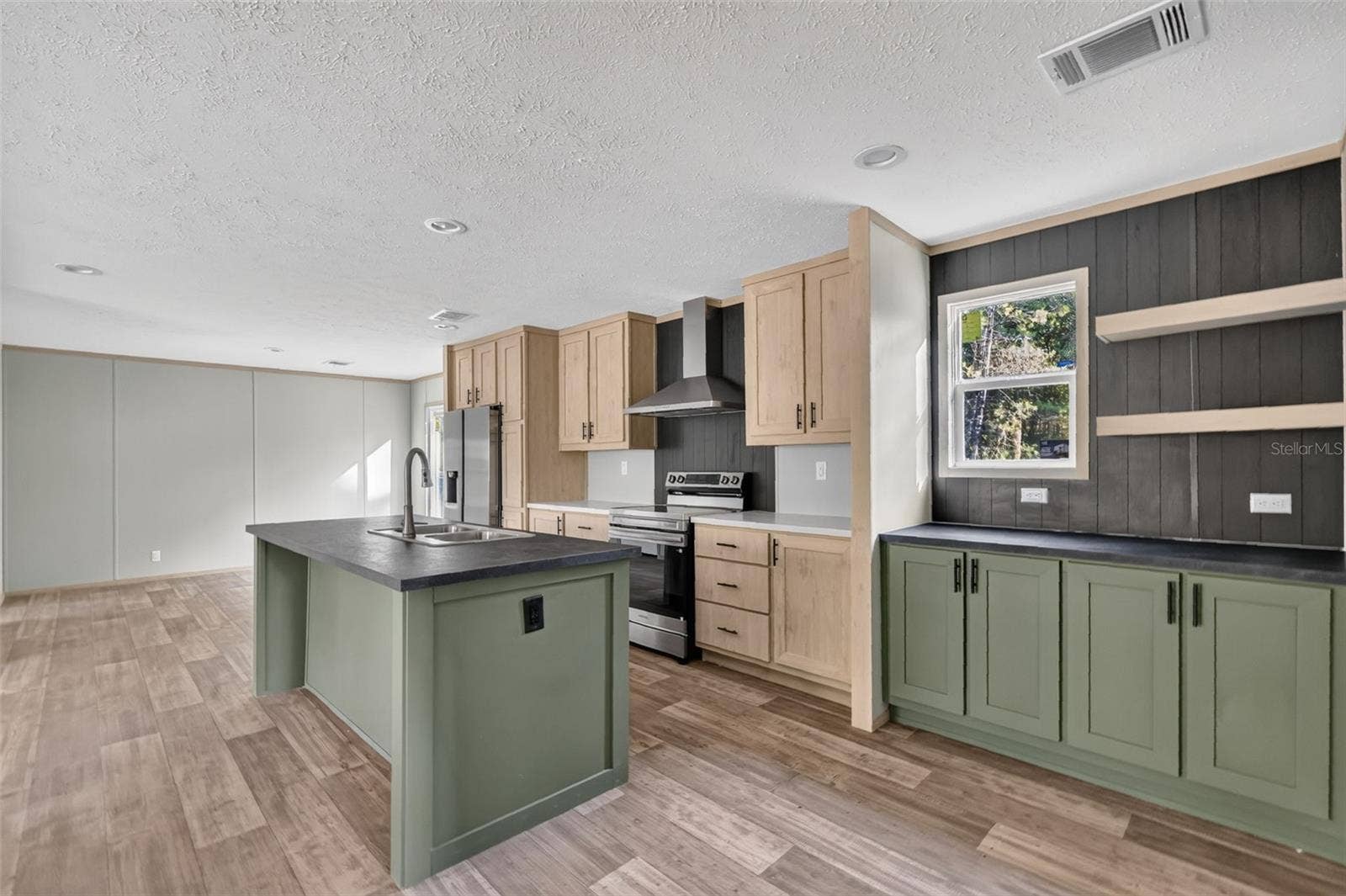 14470 SE 8TH STREET, Williston, FL 32696 14470 SE 8TH STREET, Williston, FL 32696