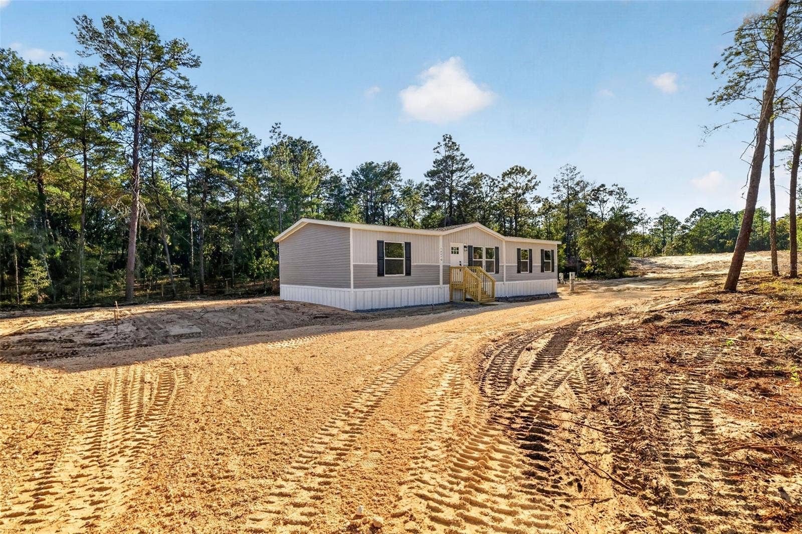 14470 SE 8TH STREET, Williston, FL 32696 14470 SE 8TH STREET, Williston, FL 32696
