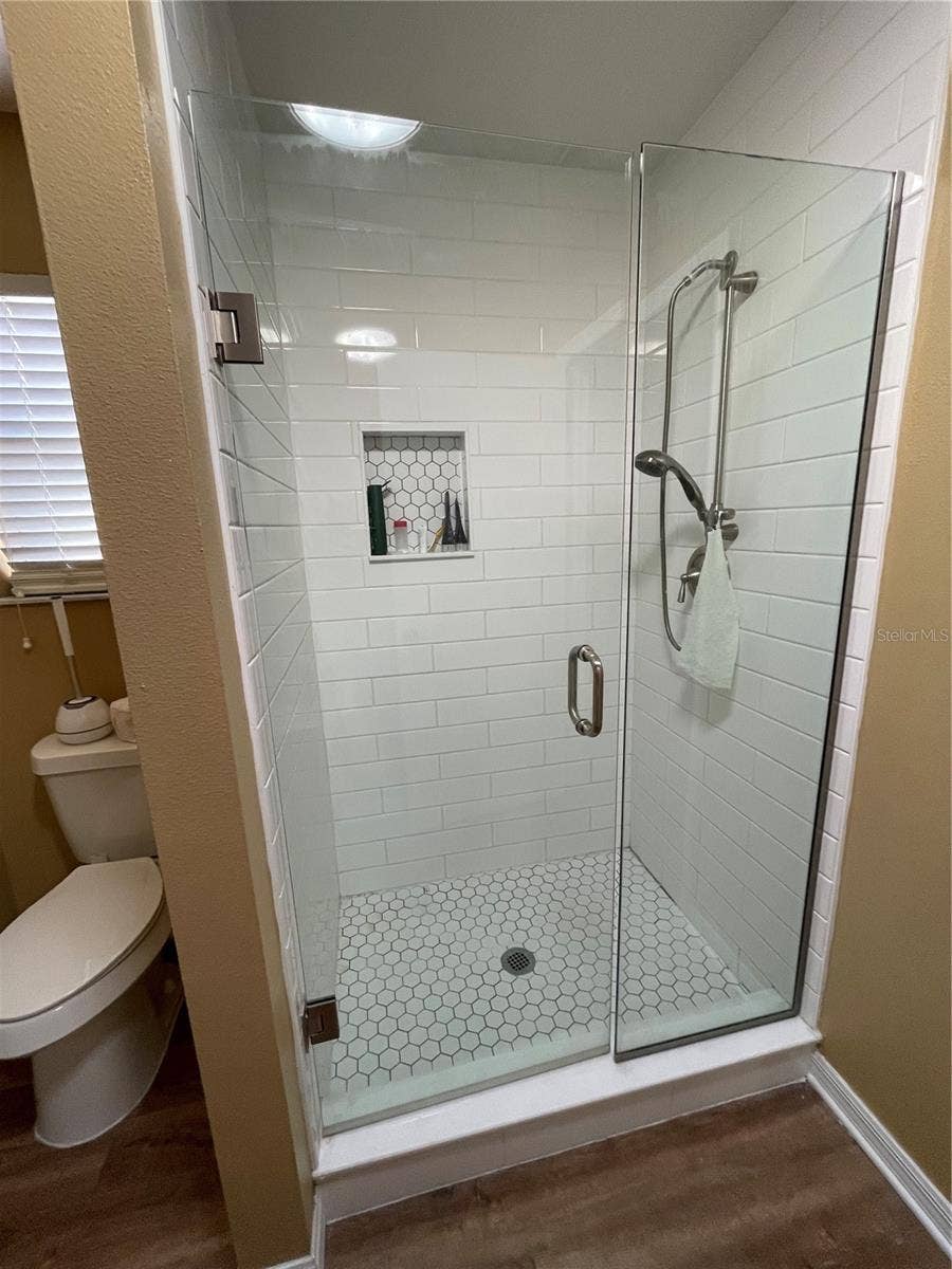 1657 LATTA COURT, The Villages, FL 32162 Master bathroom