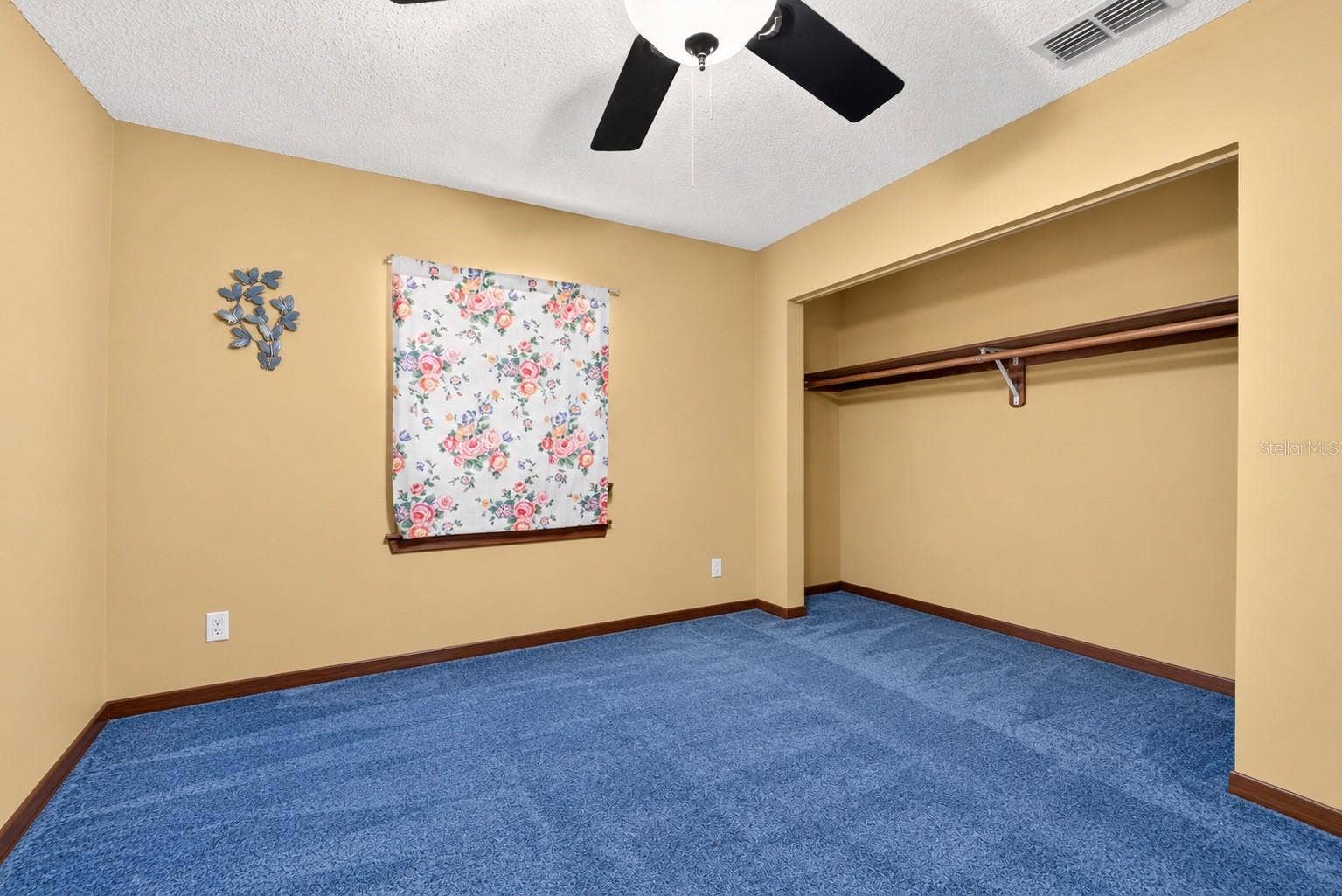 100 ALMOND ROAD, Ocala, FL 34472 100 ALMOND ROAD, Ocala, FL 34472