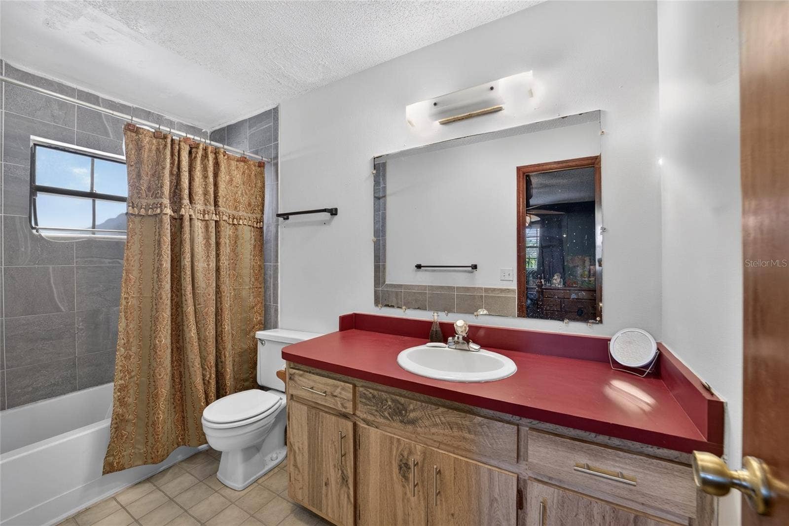 100 ALMOND ROAD, Ocala, FL 34472 100 ALMOND ROAD, Ocala, FL 34472