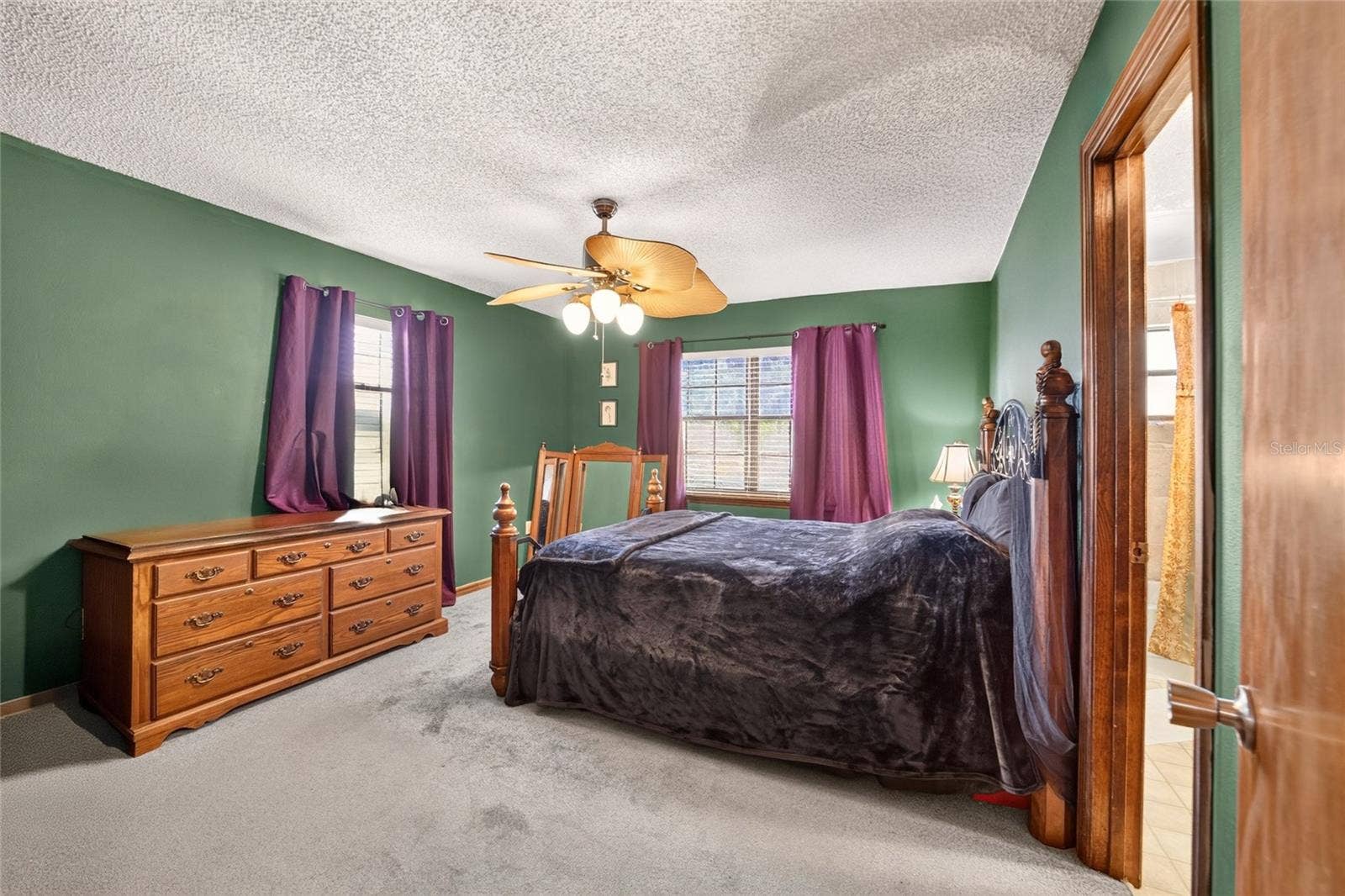100 ALMOND ROAD, Ocala, FL 34472 100 ALMOND ROAD, Ocala, FL 34472