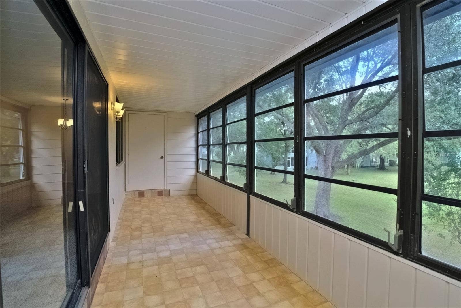 516 SILVER COURSE, #B, Ocala, FL 34472 Wonderful sized Lanai to sit out and enjoy.