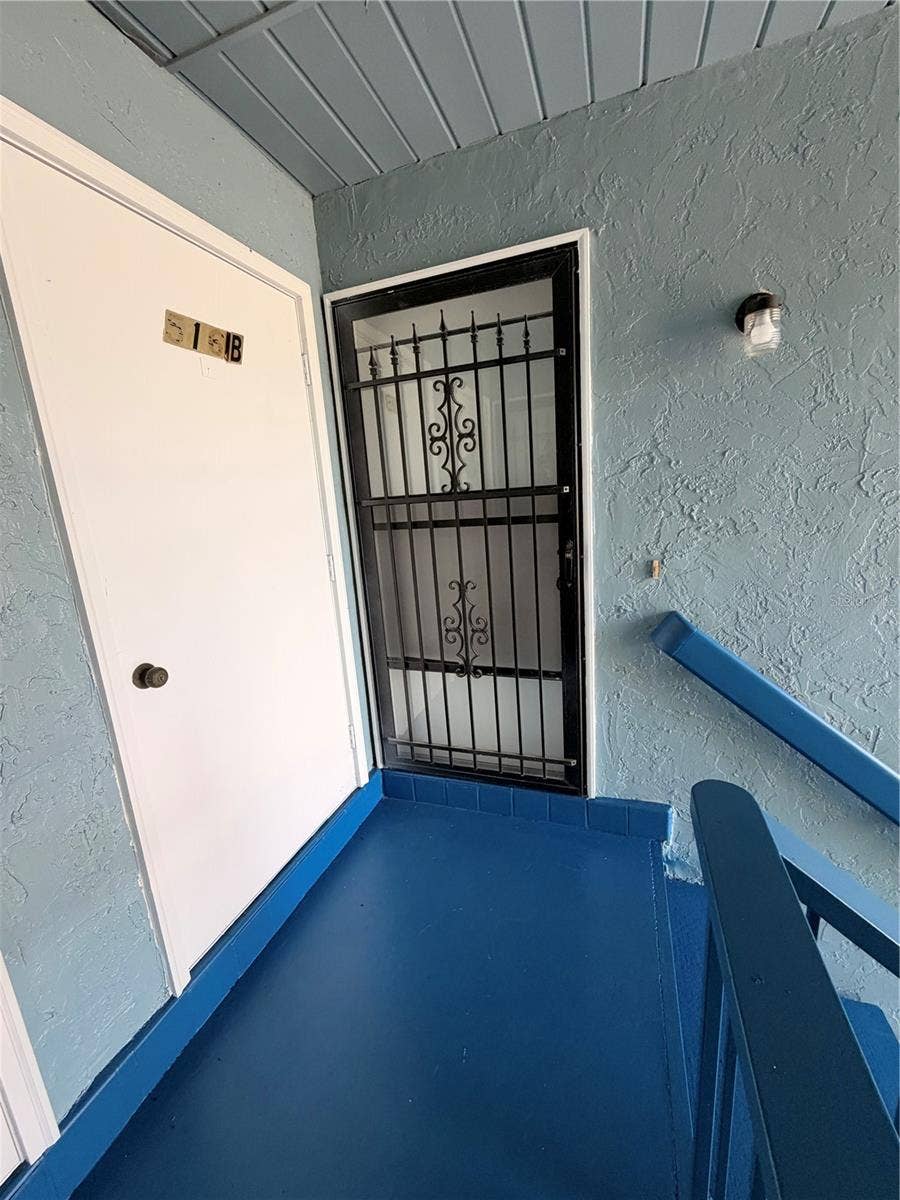 516 SILVER COURSE, #B, Ocala, FL 34472 Front Door