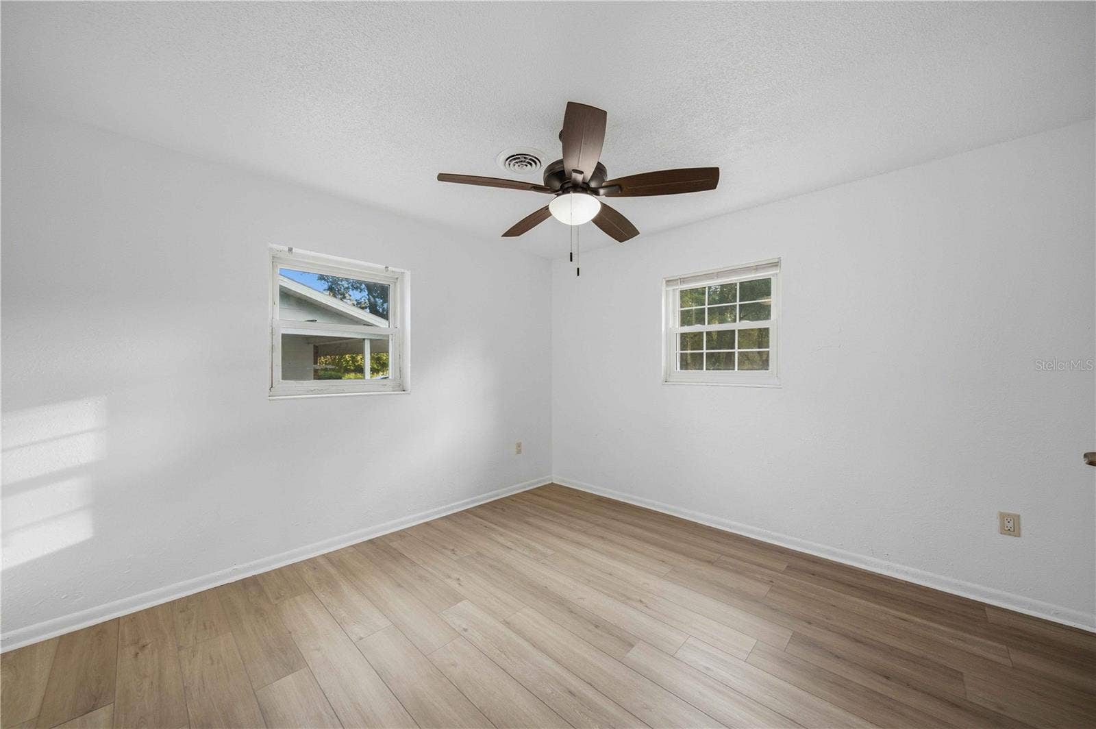 1322 NW 12TH AVENUE, Ocala, FL 34475 1322 NW 12TH AVENUE, Ocala, FL 34475