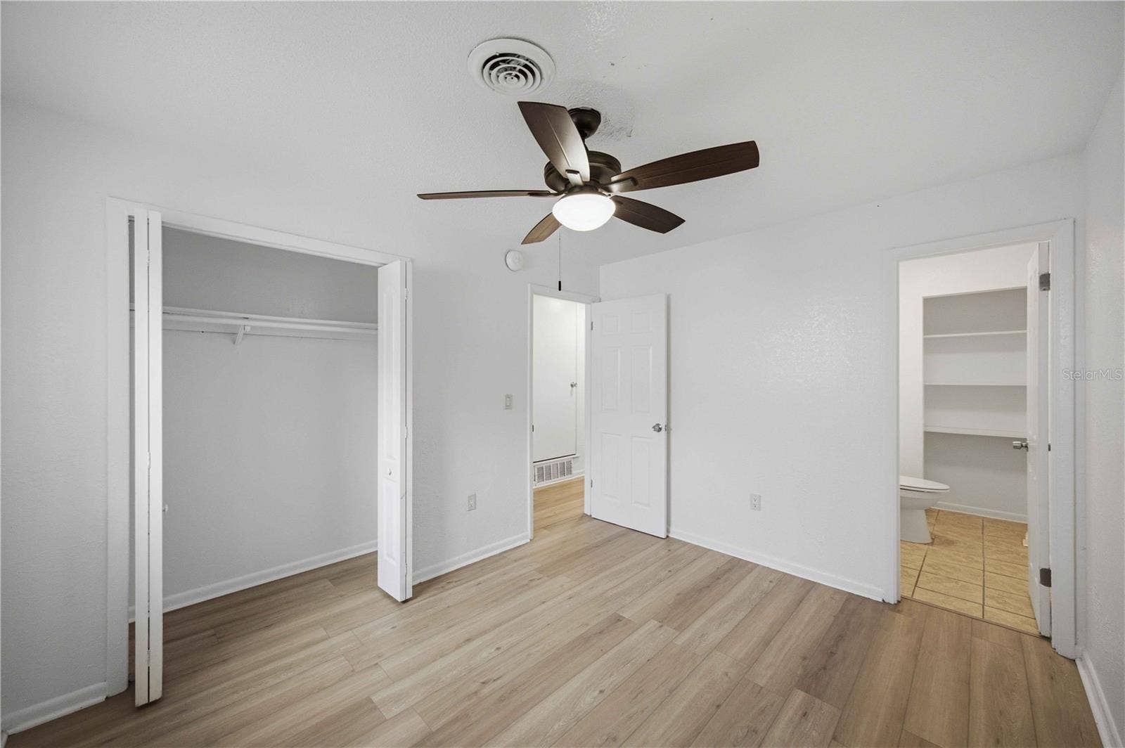 1322 NW 12TH AVENUE, Ocala, FL 34475 1322 NW 12TH AVENUE, Ocala, FL 34475