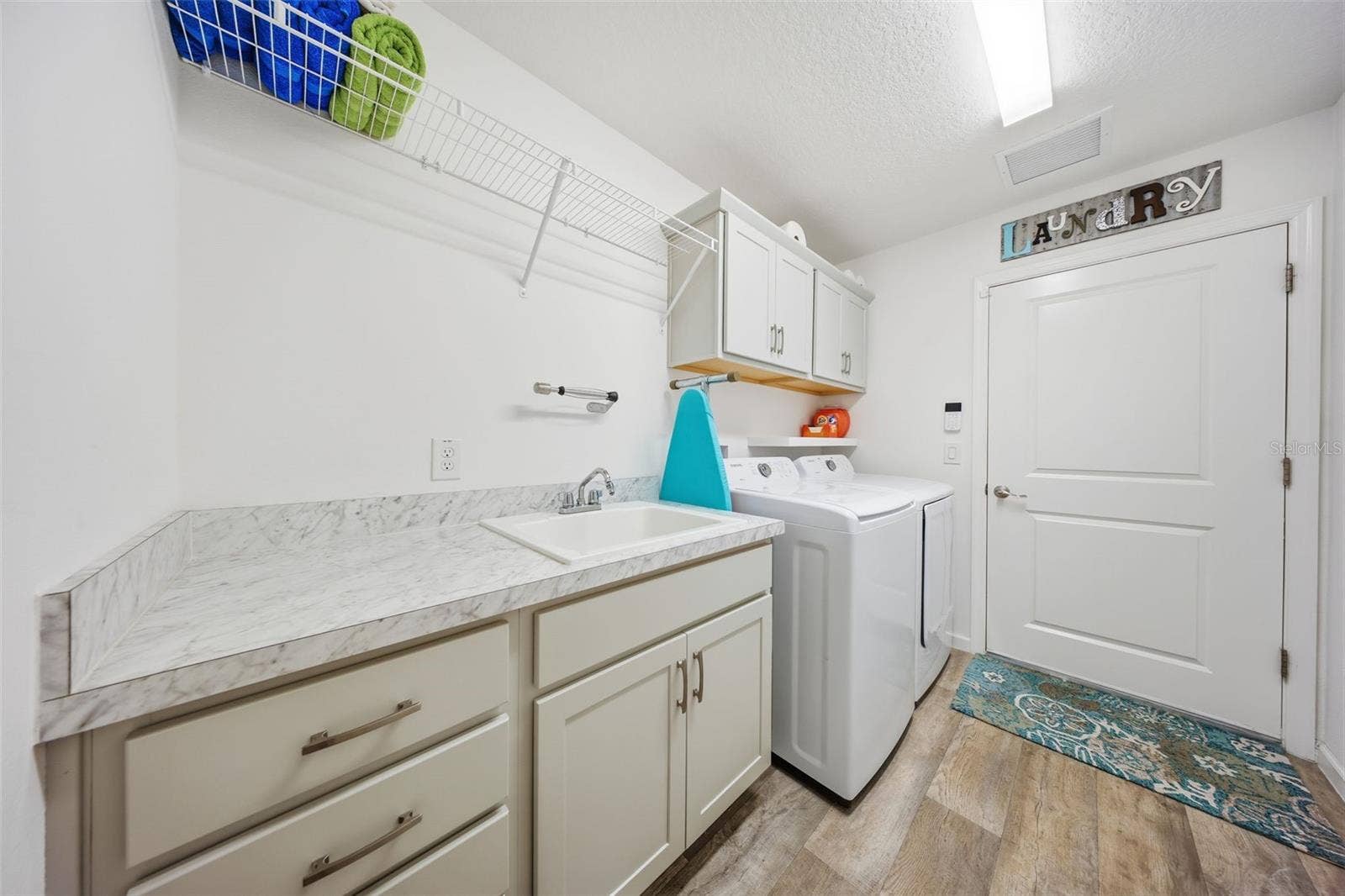 1940 DEMPSEY LANE, The Villages, FL 32163 Laundry
