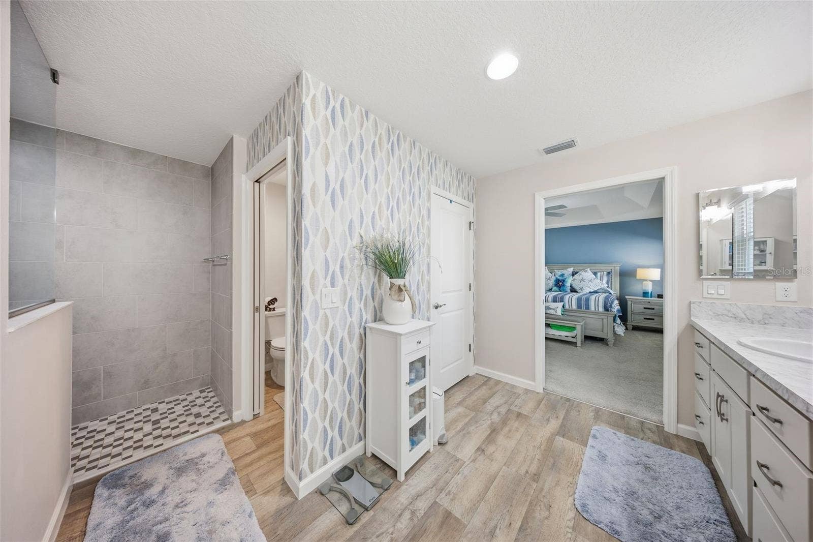 1940 DEMPSEY LANE, The Villages, FL 32163 Primary