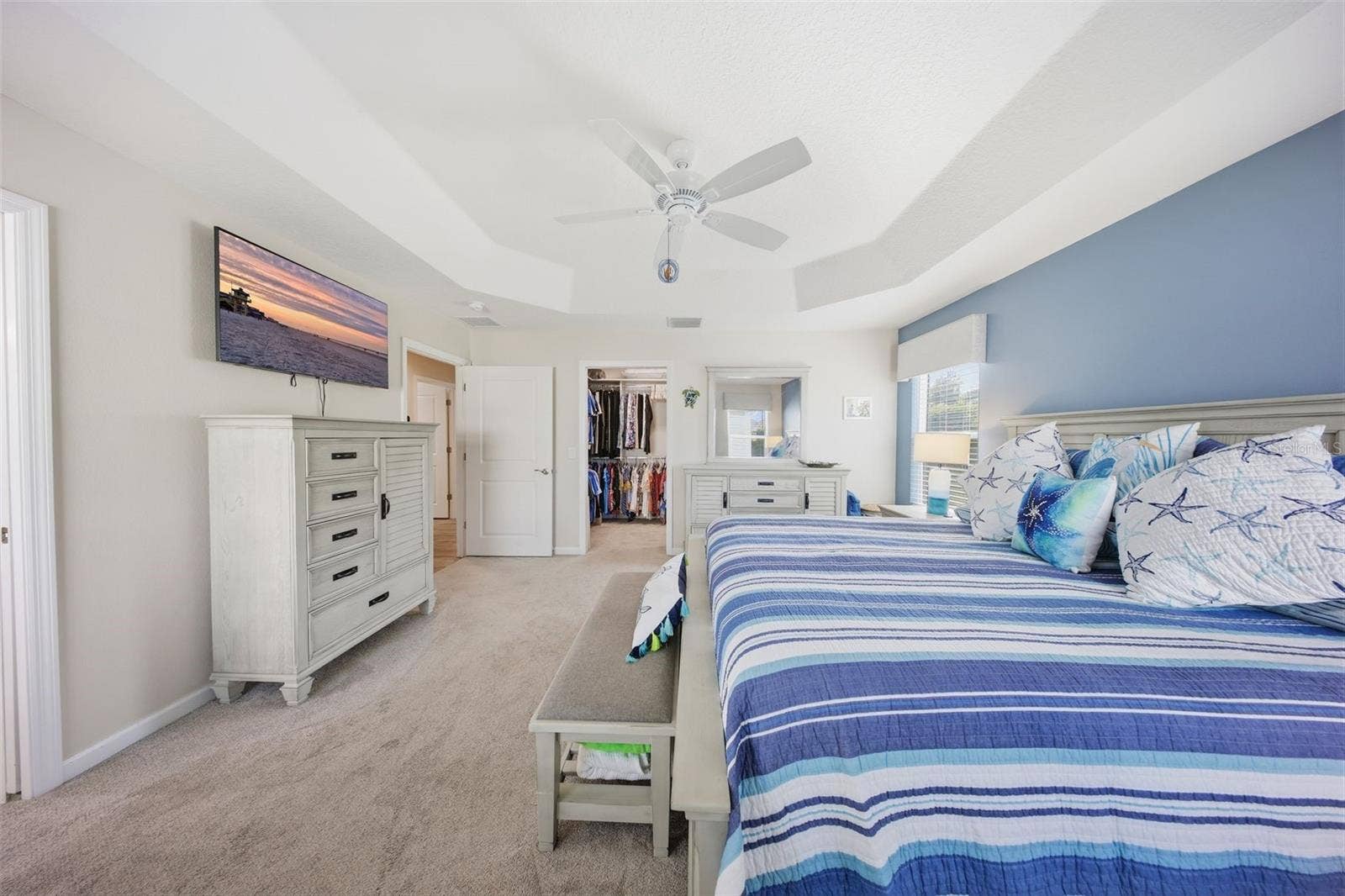 1940 DEMPSEY LANE, The Villages, FL 32163 Primary